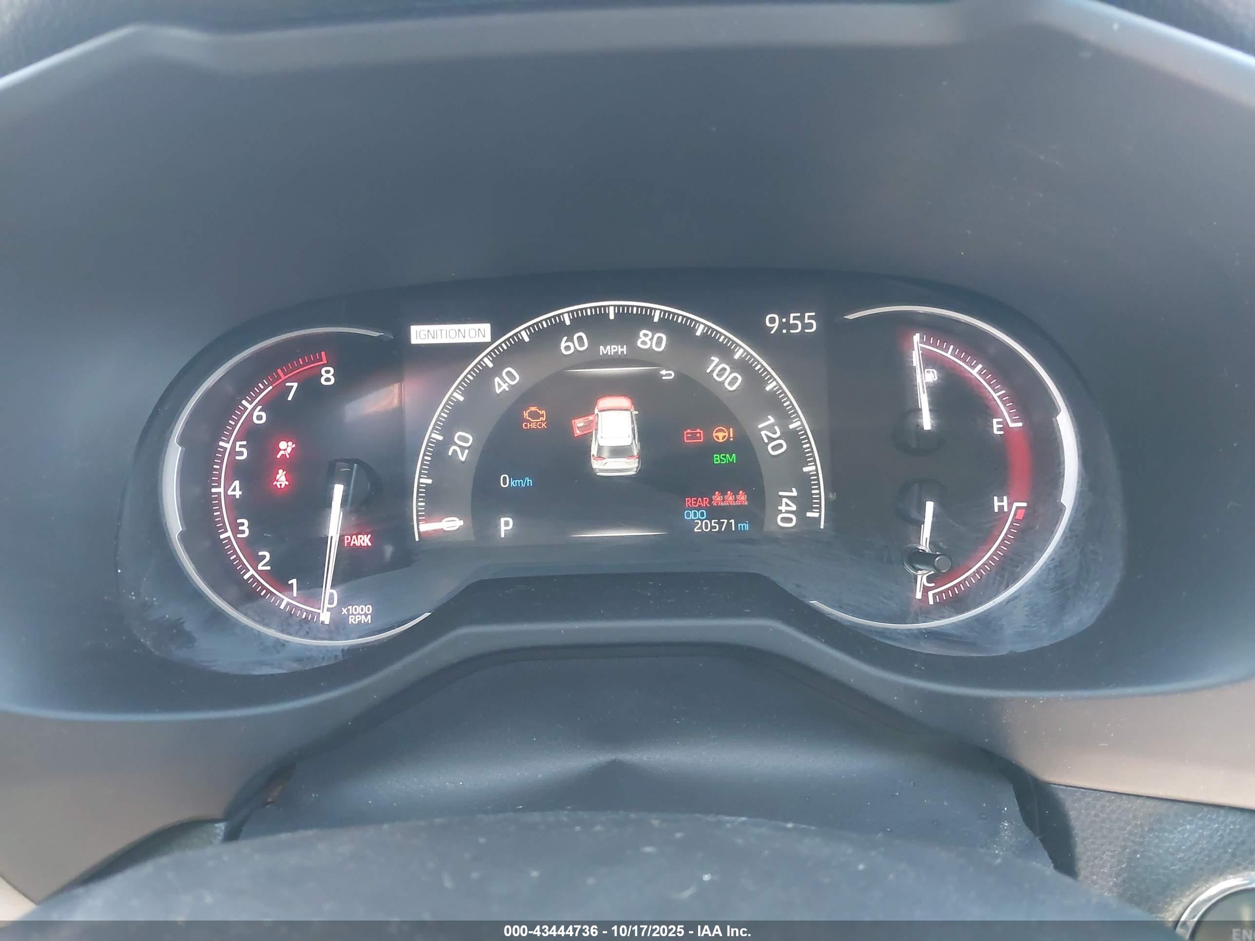 TOYOTA RAV4 image 7