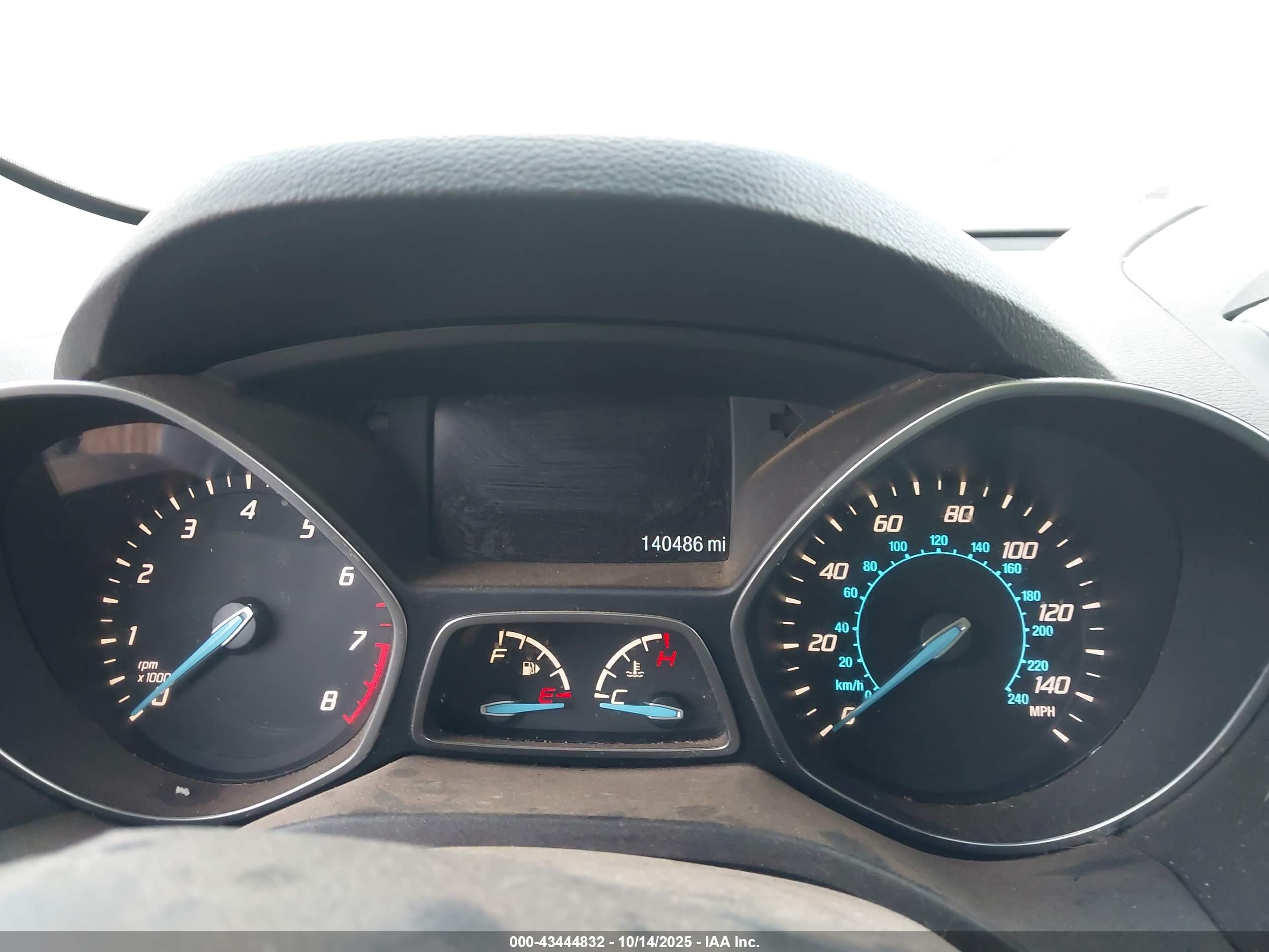 FORD ESCAPE image 7