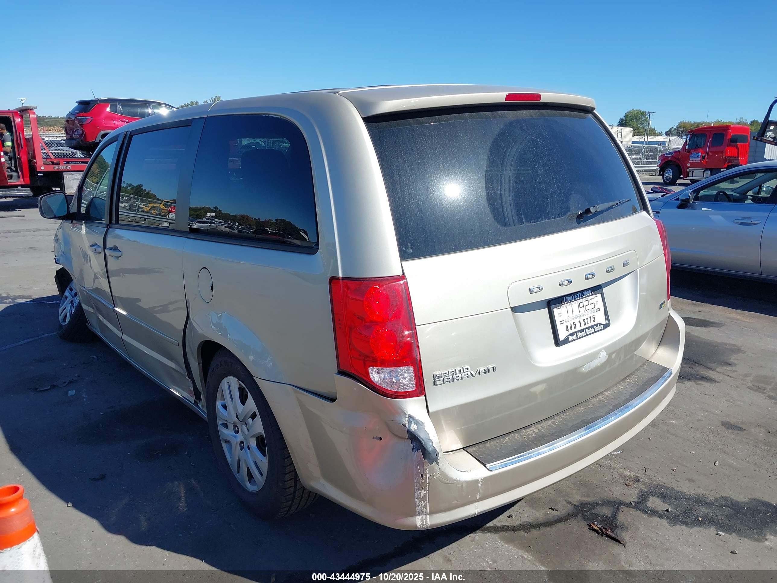 DODGE GRAND image 3