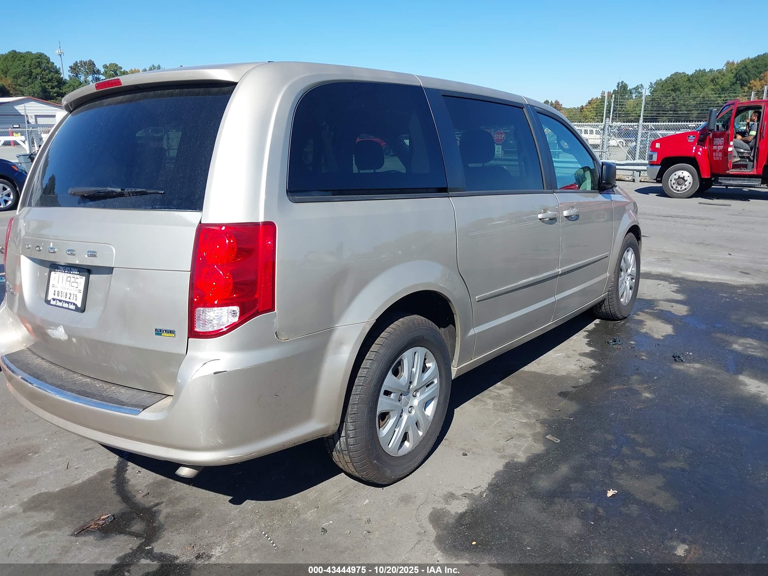 DODGE GRAND image 4
