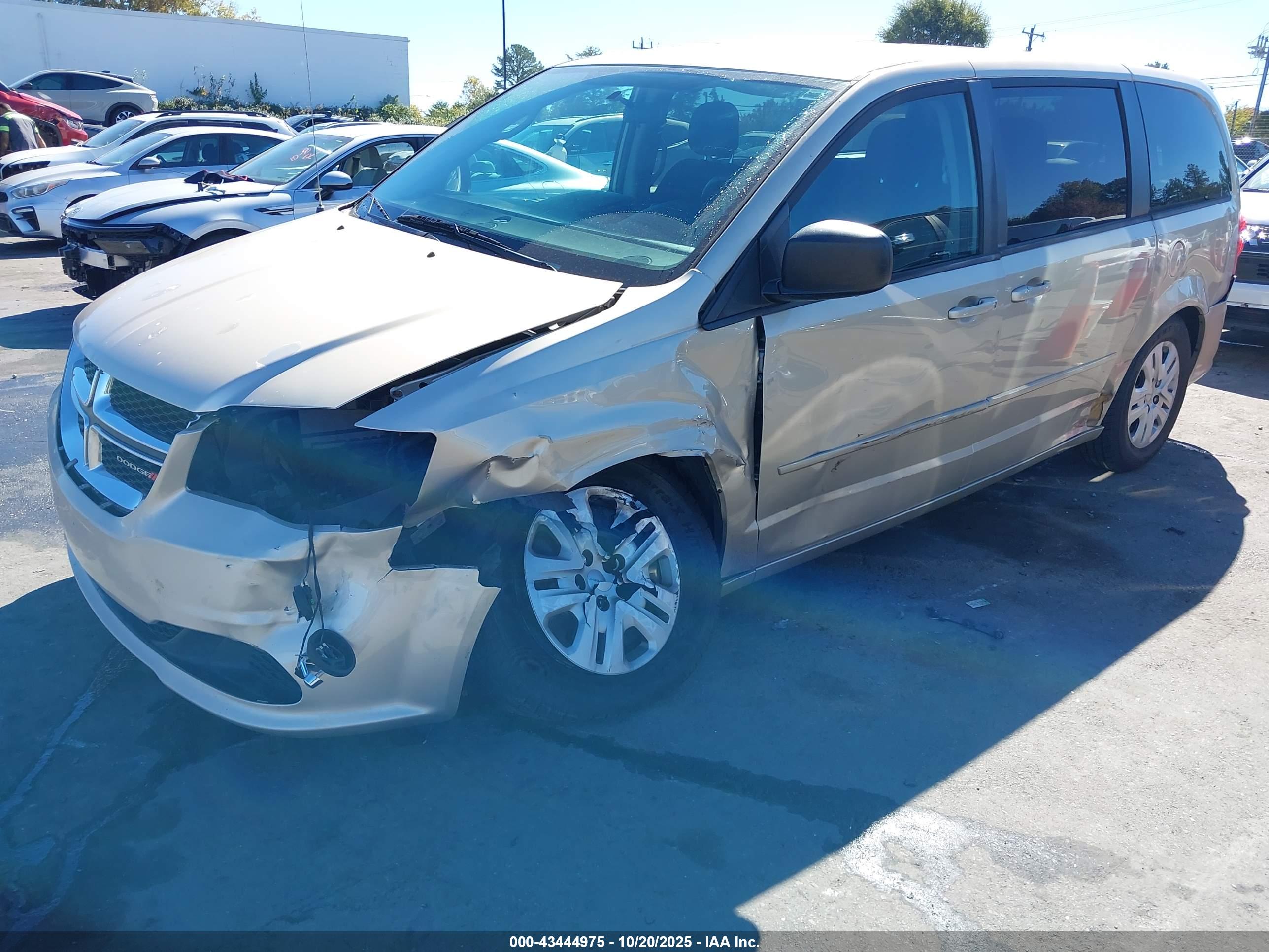 DODGE GRAND image 6