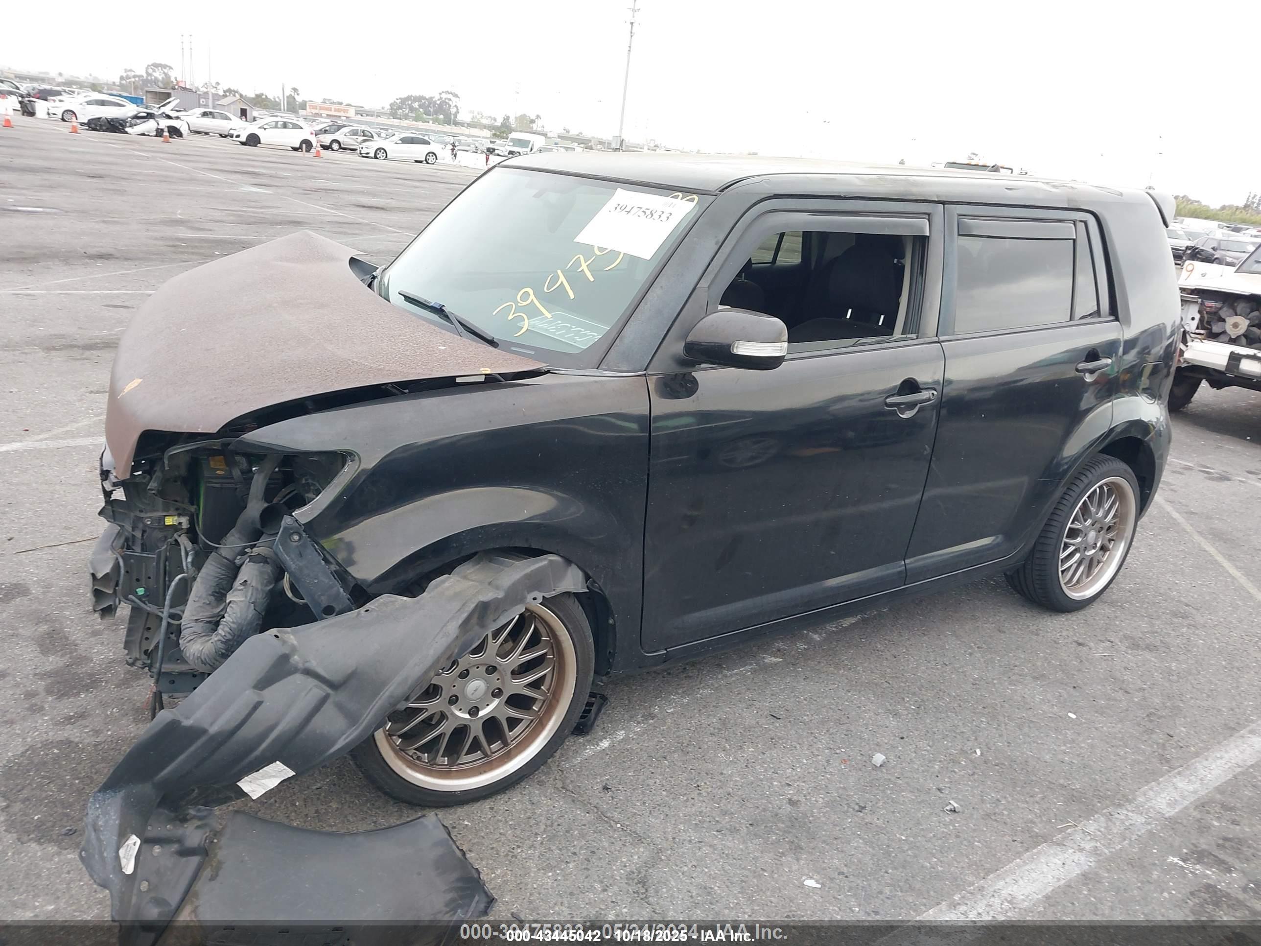 SCION XB image 2