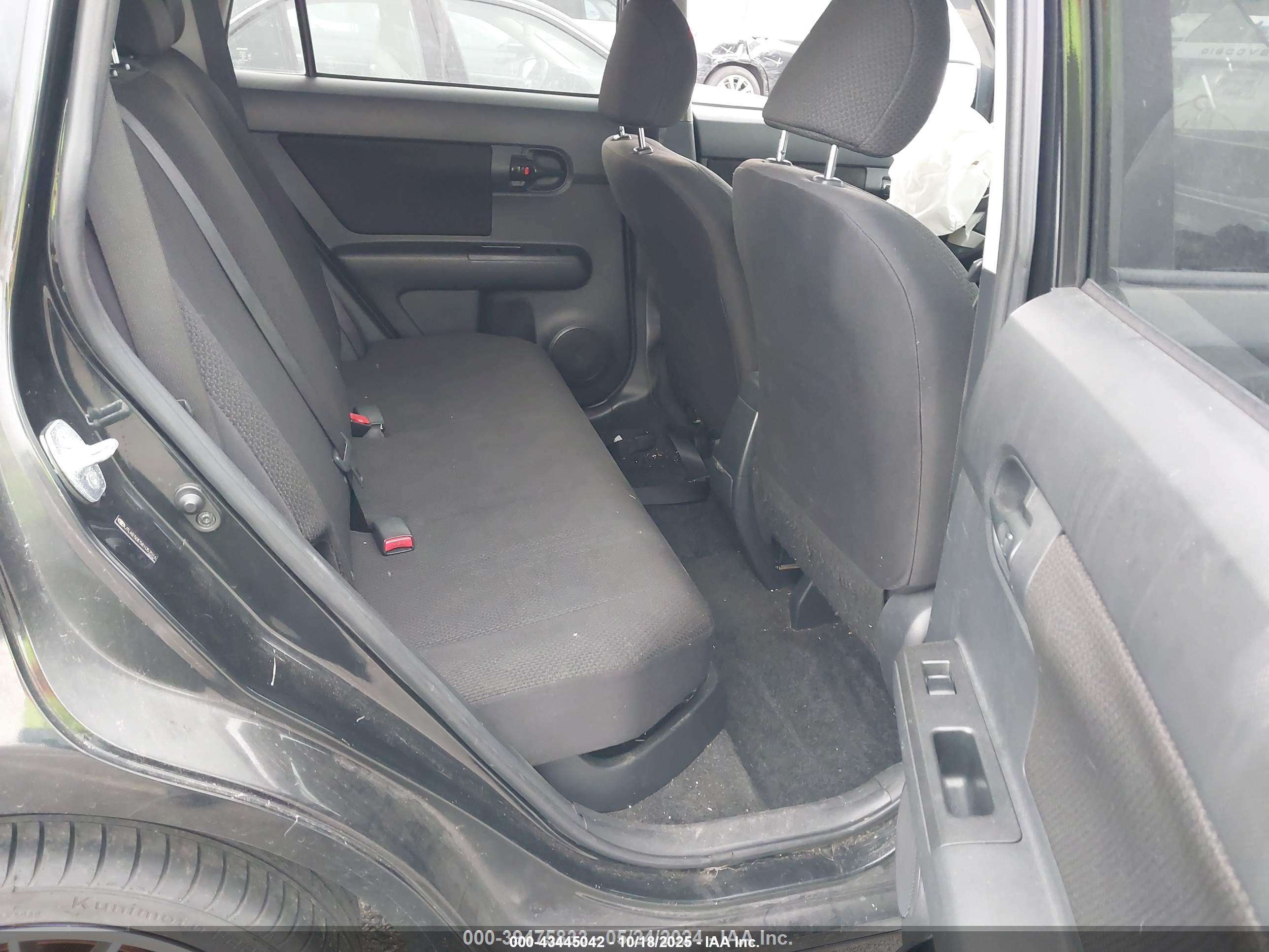 SCION XB image 8