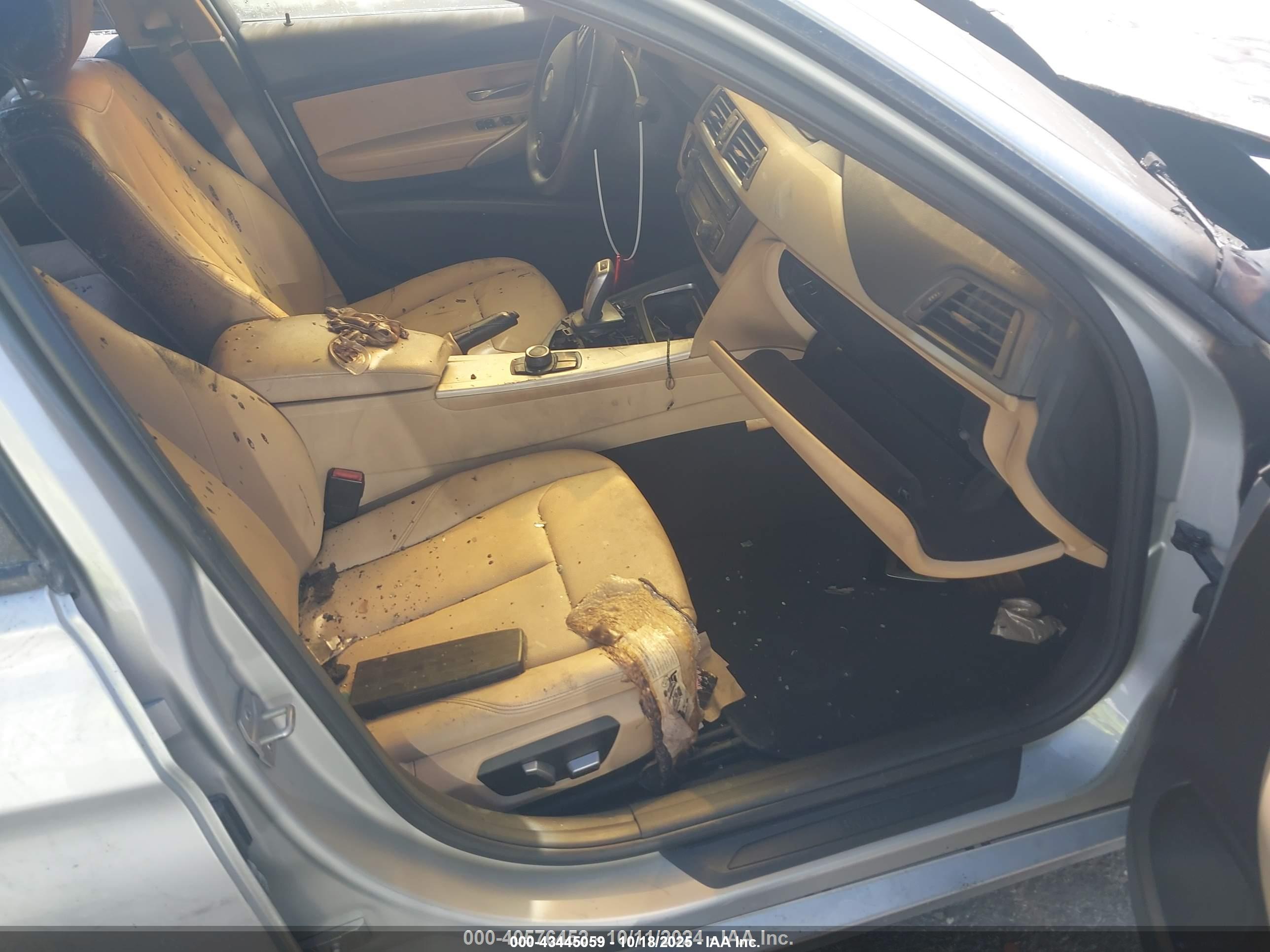 BMW 320I image 5