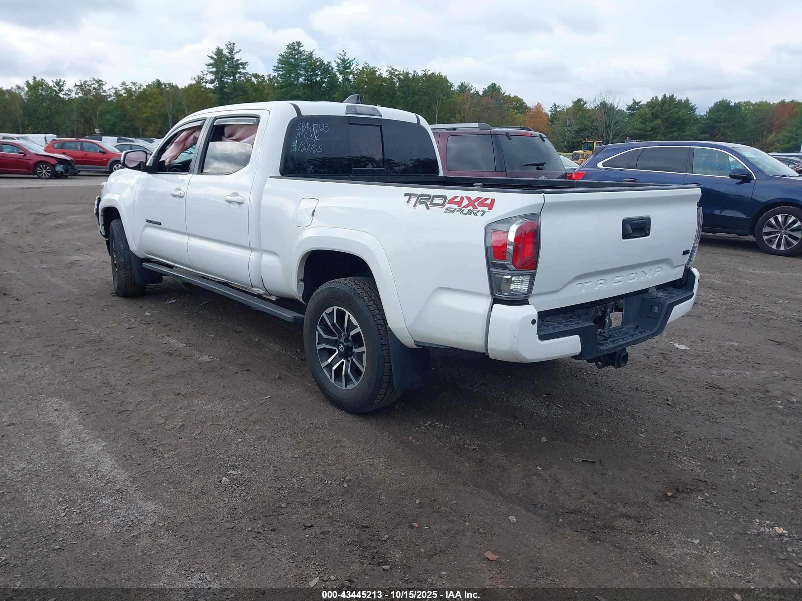 TOYOTA TACOMA image 3
