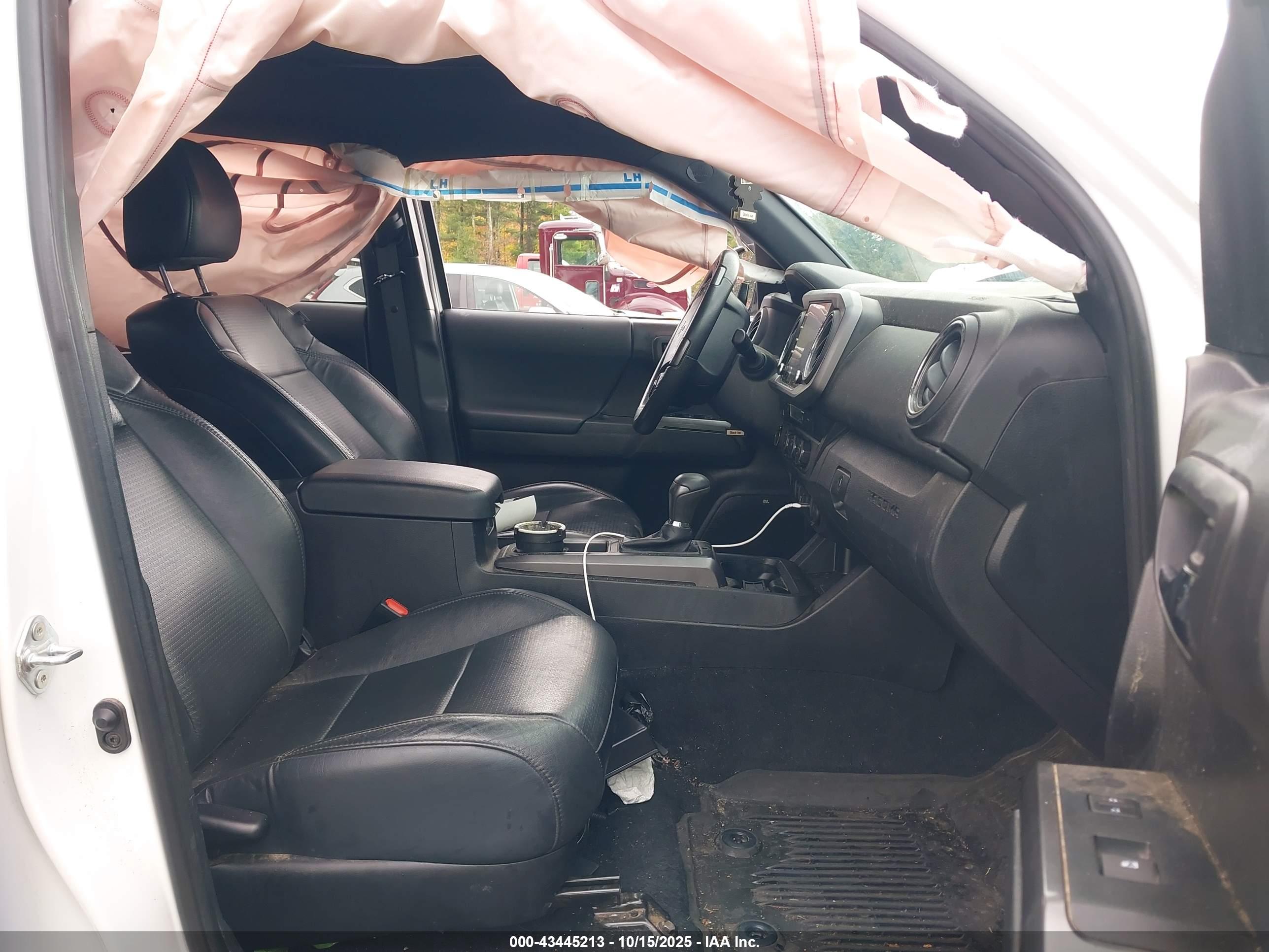 TOYOTA TACOMA image 5