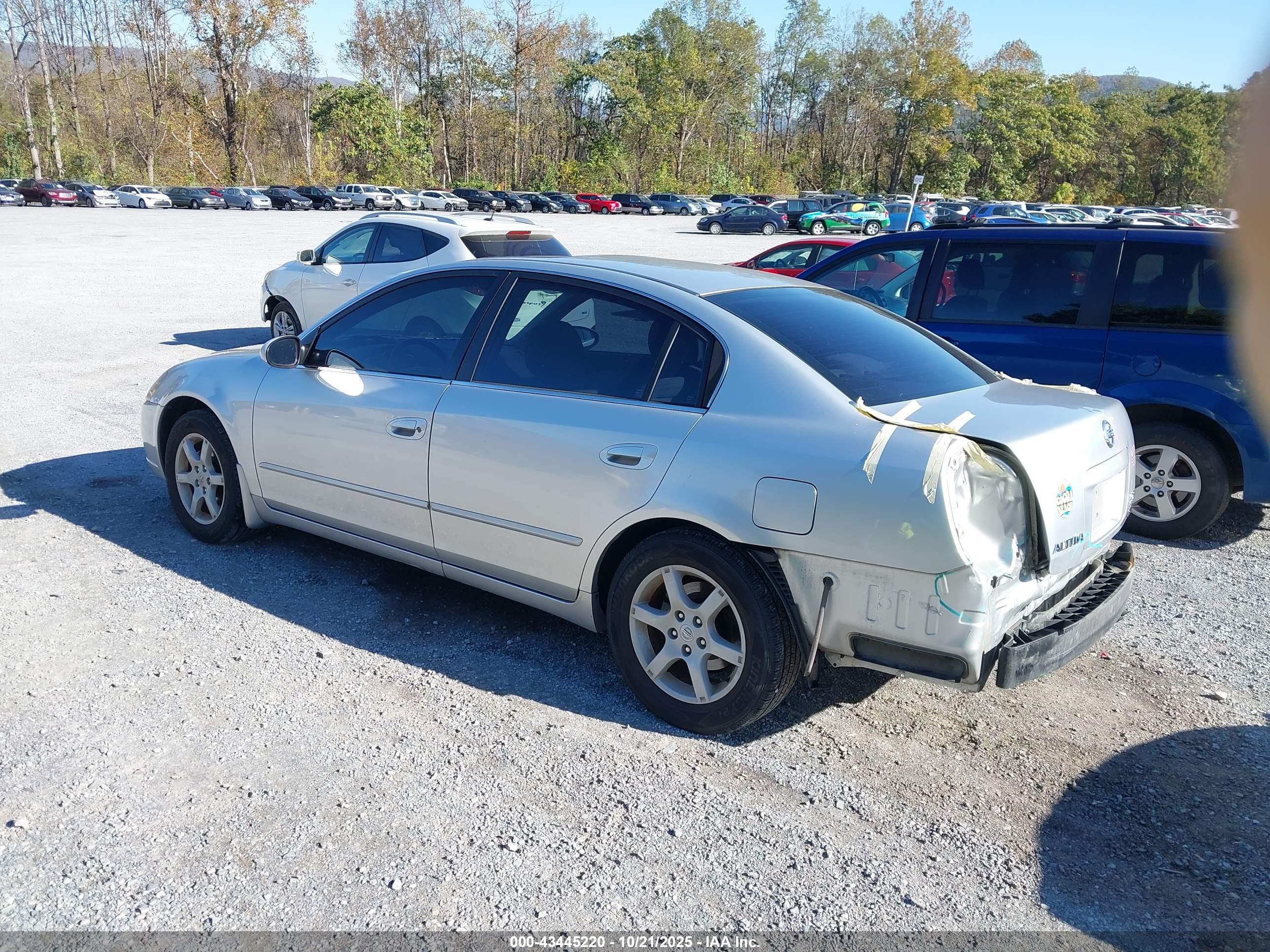 NISSAN ALTIMA image 3