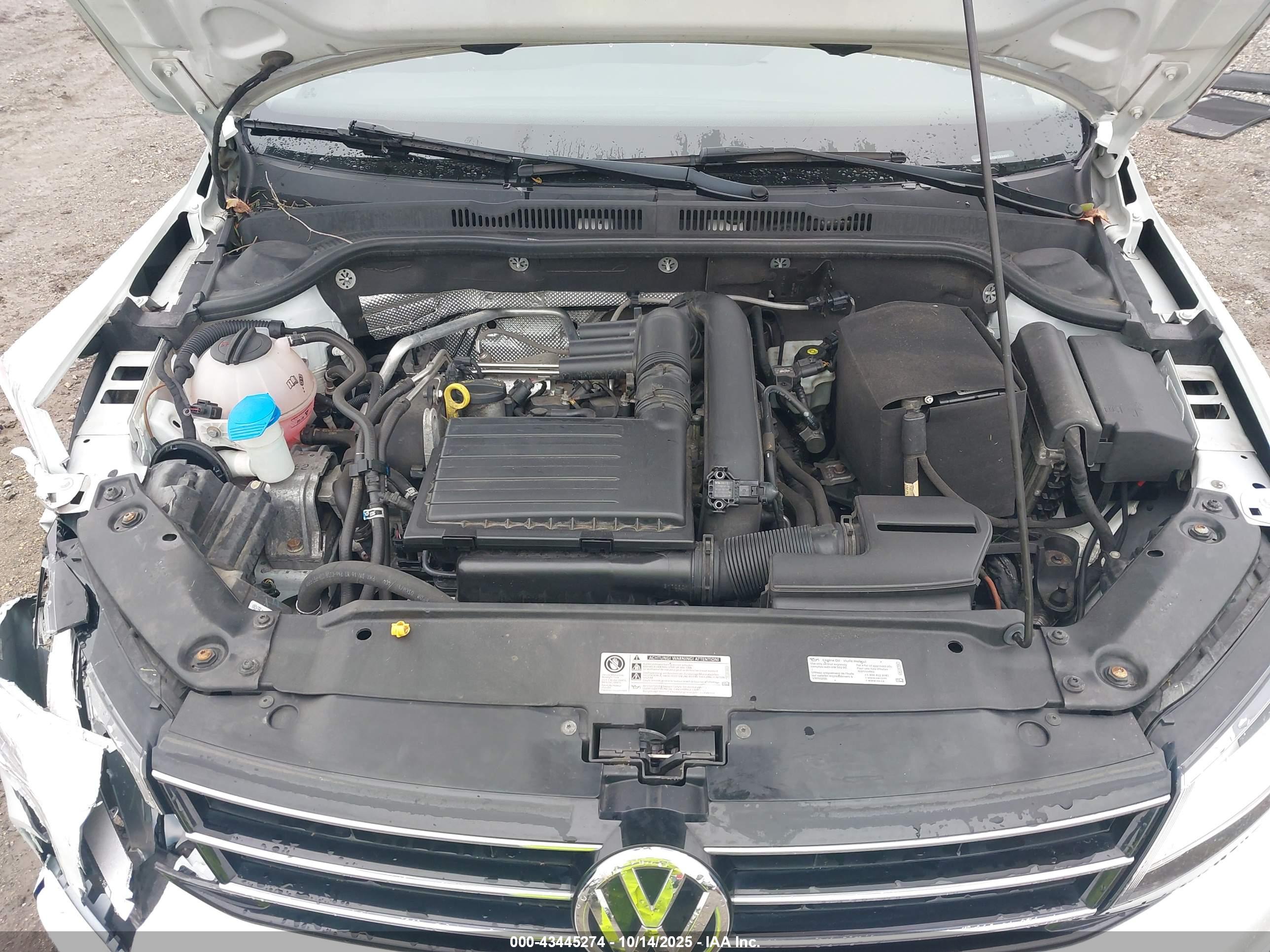 VOLKSWAGEN JETTA image 10