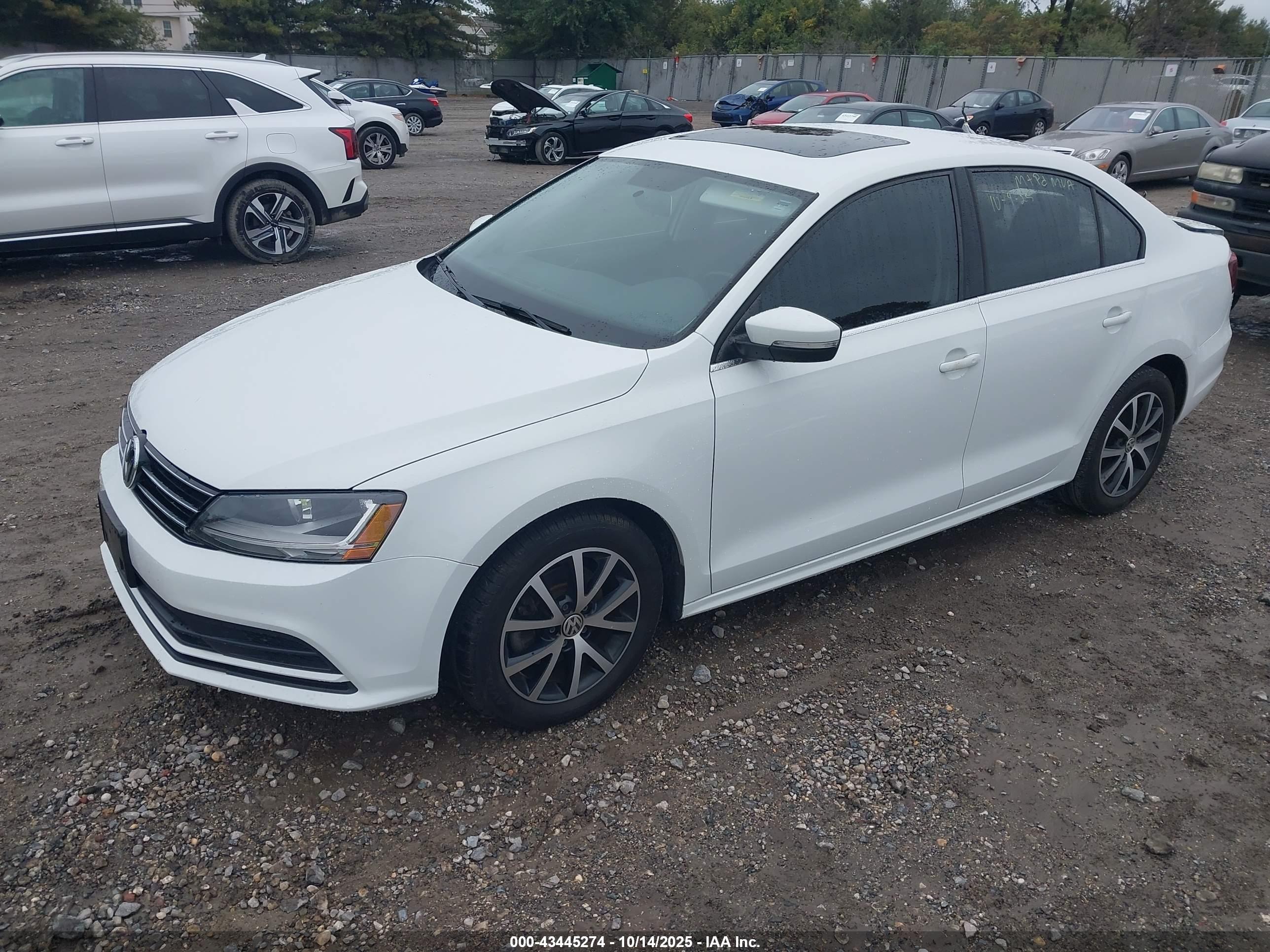 VOLKSWAGEN JETTA image 2