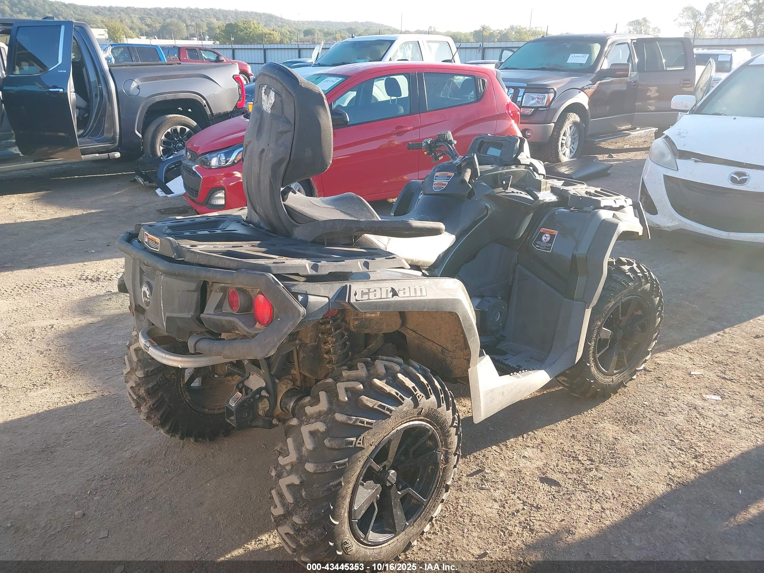CAN-AM OUTLANDER image 4