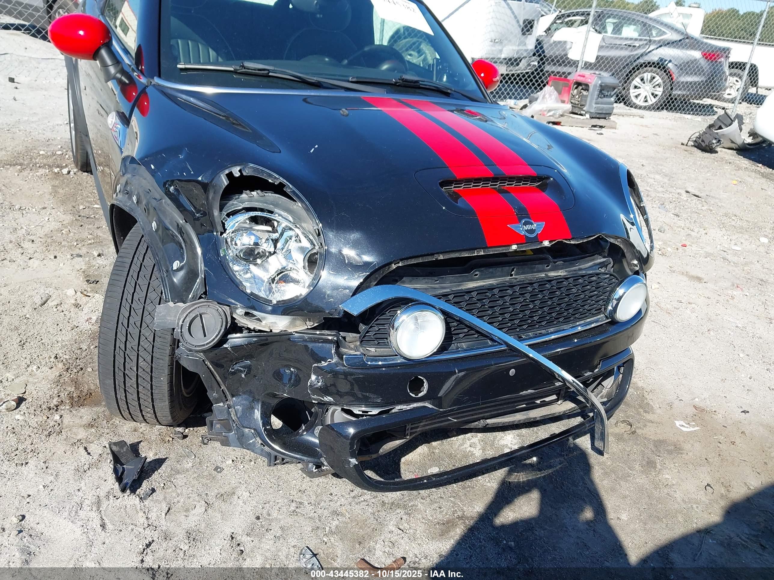MINI COOPER image 6