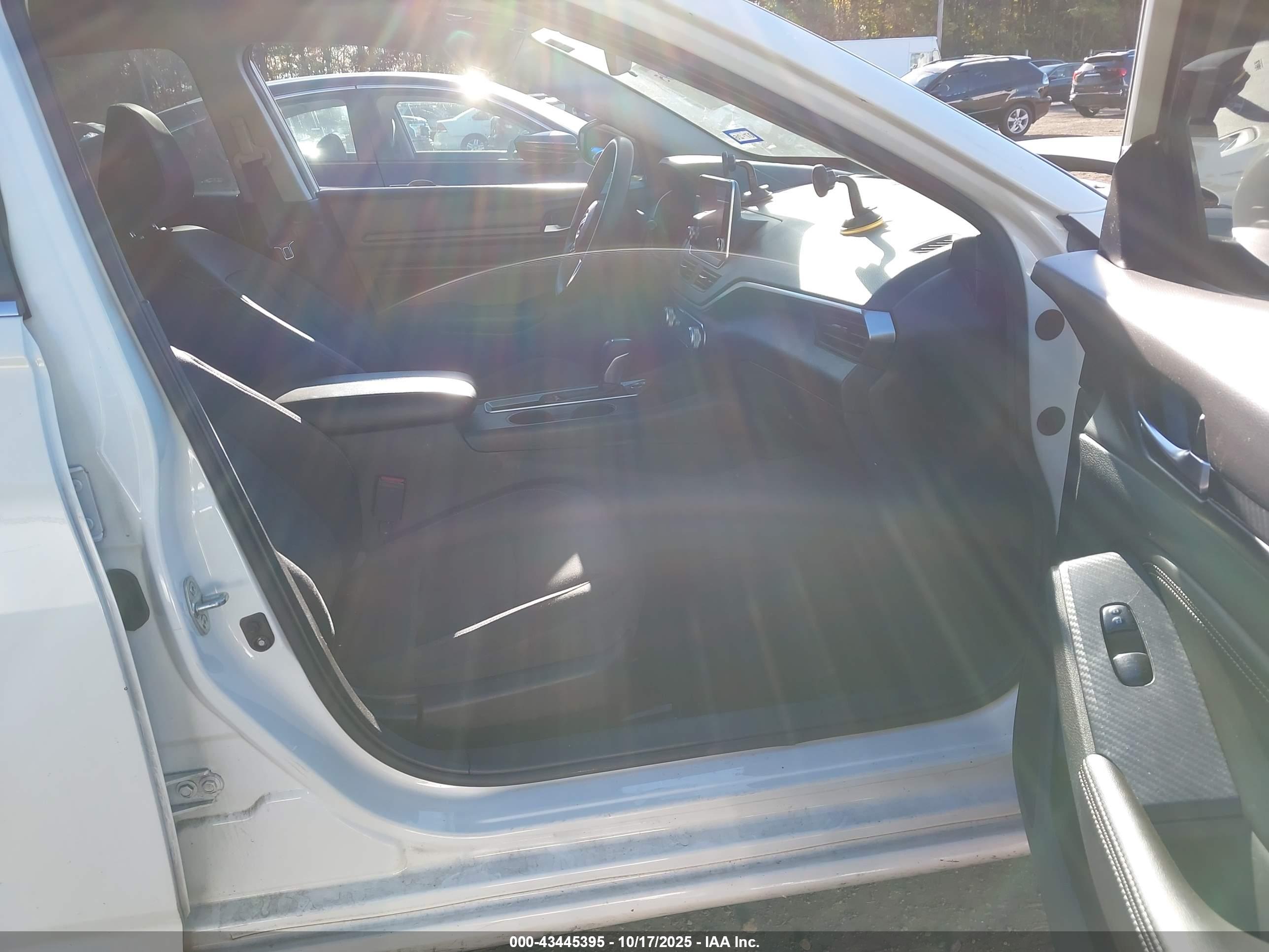 NISSAN ALTIMA image 5
