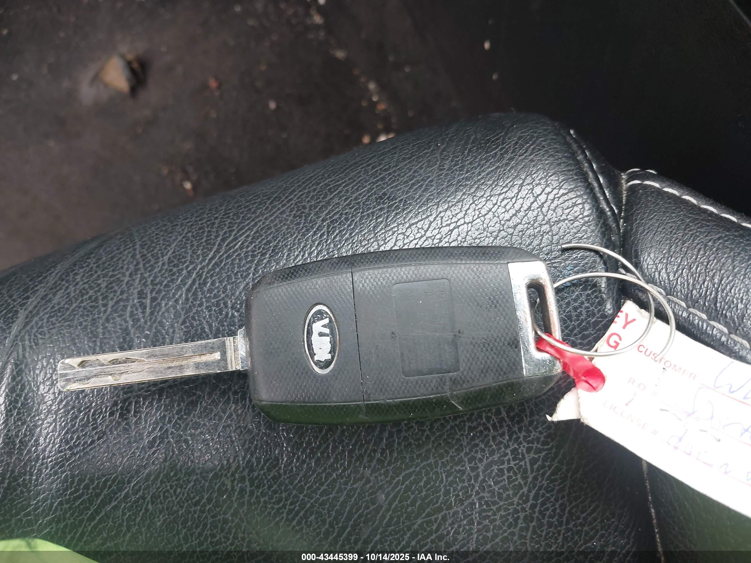 KIA SPORTAGE image 11