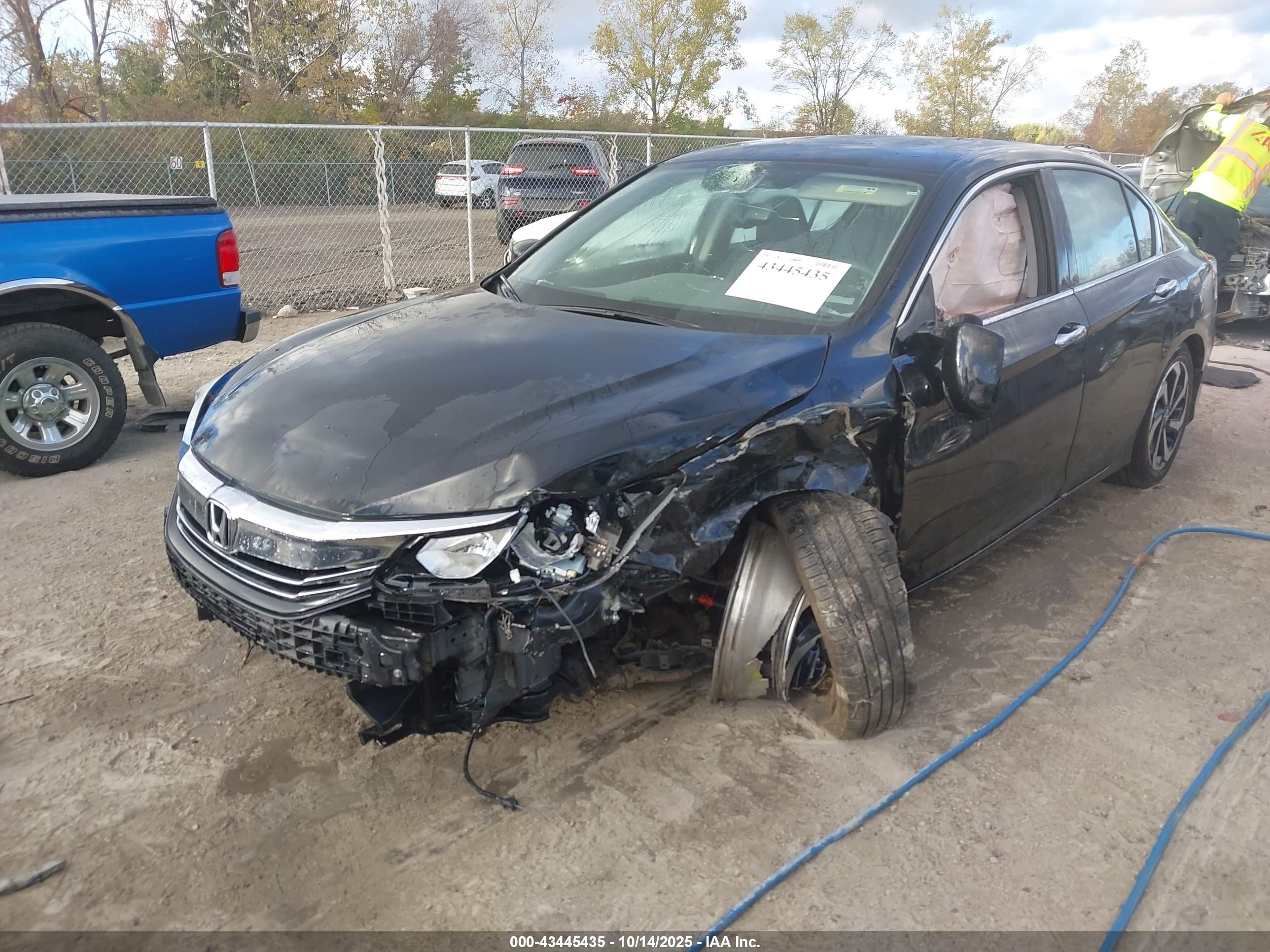 HONDA ACCORD image 2