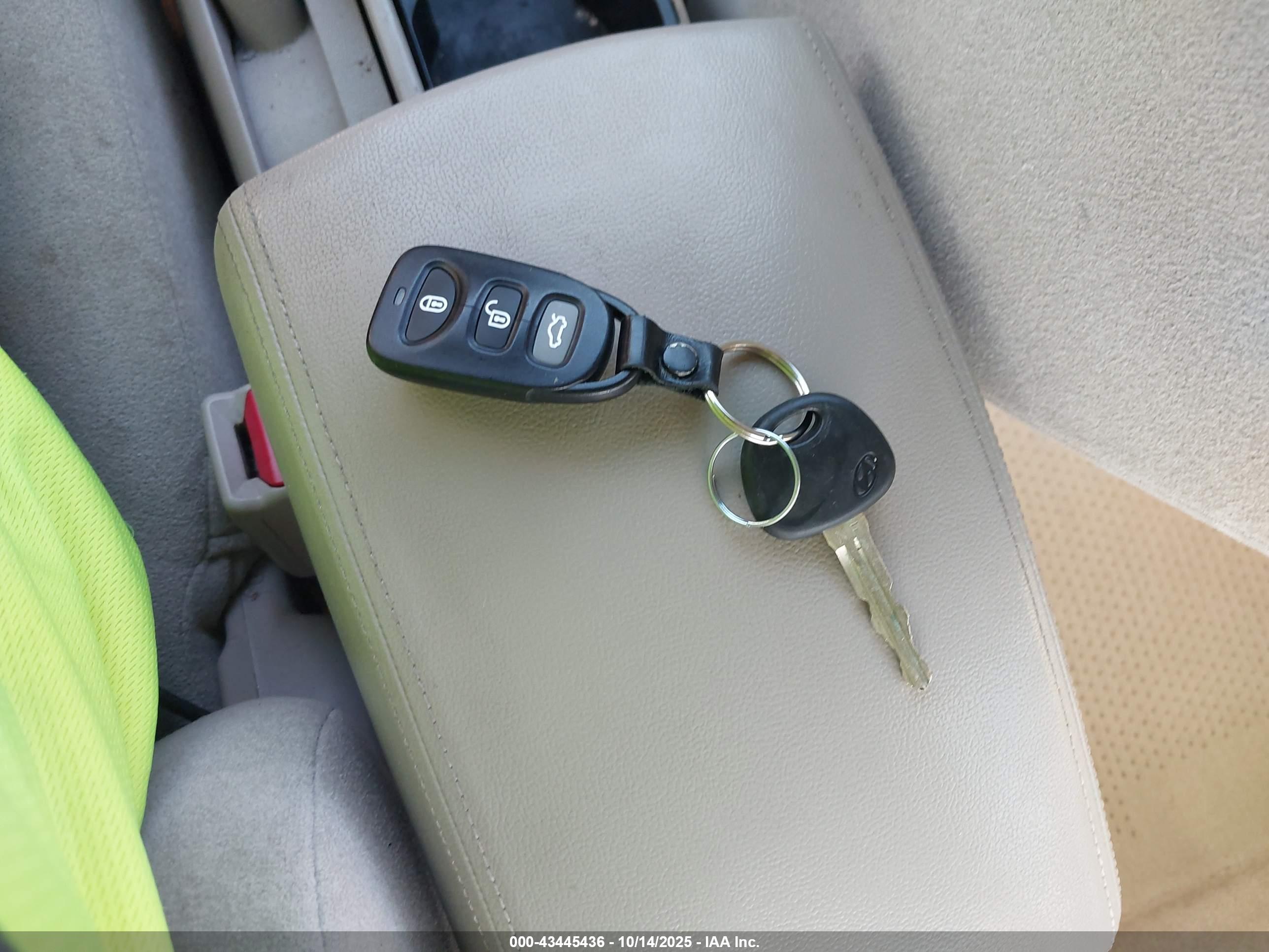 HYUNDAI SONATA image 11
