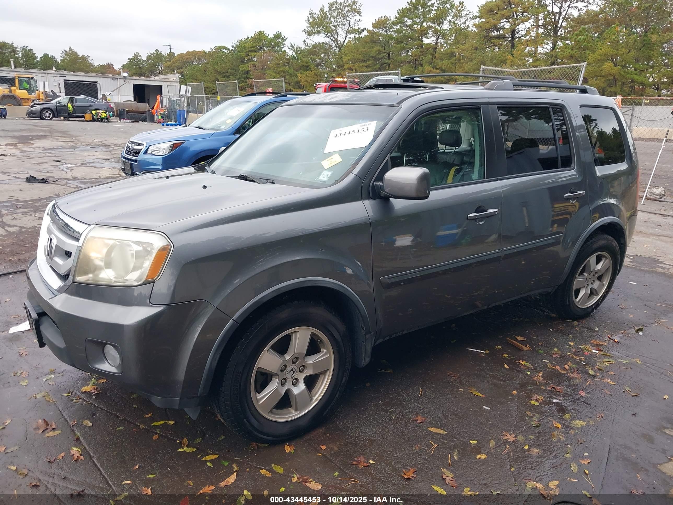 HONDA PILOT image 2