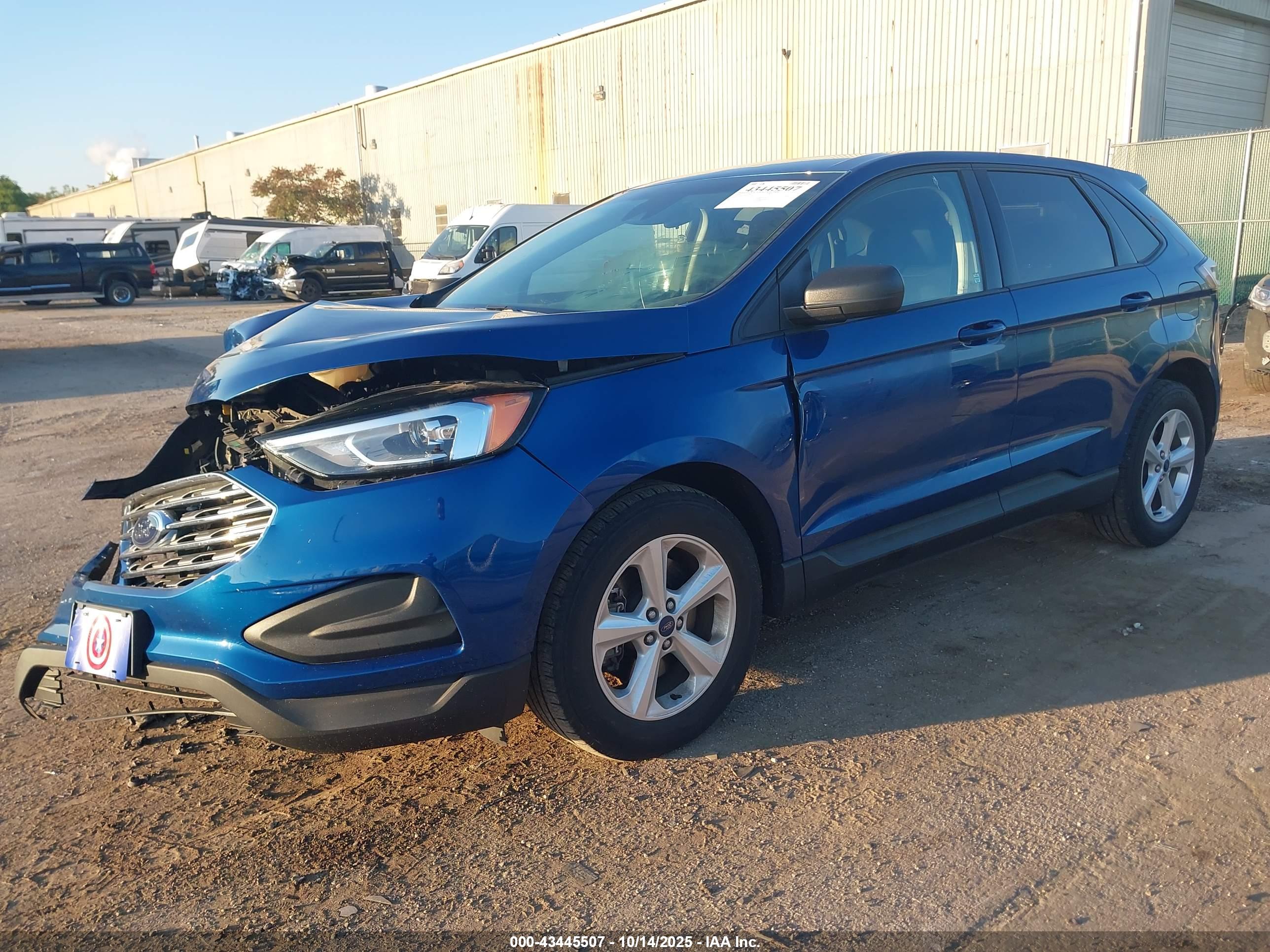 FORD EDGE image 2