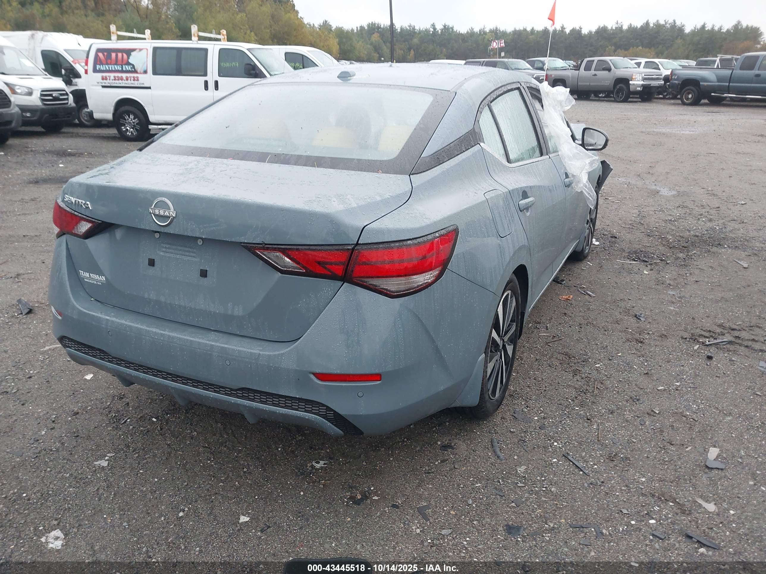 NISSAN SENTRA image 4