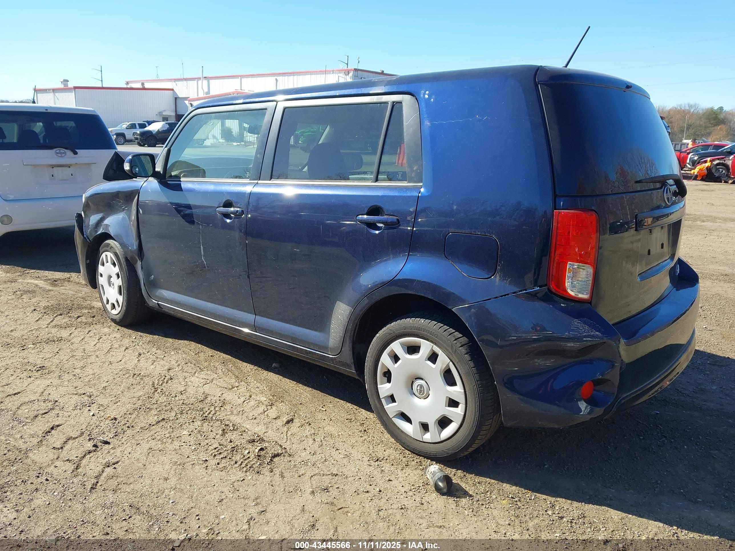 SCION XB image 3
