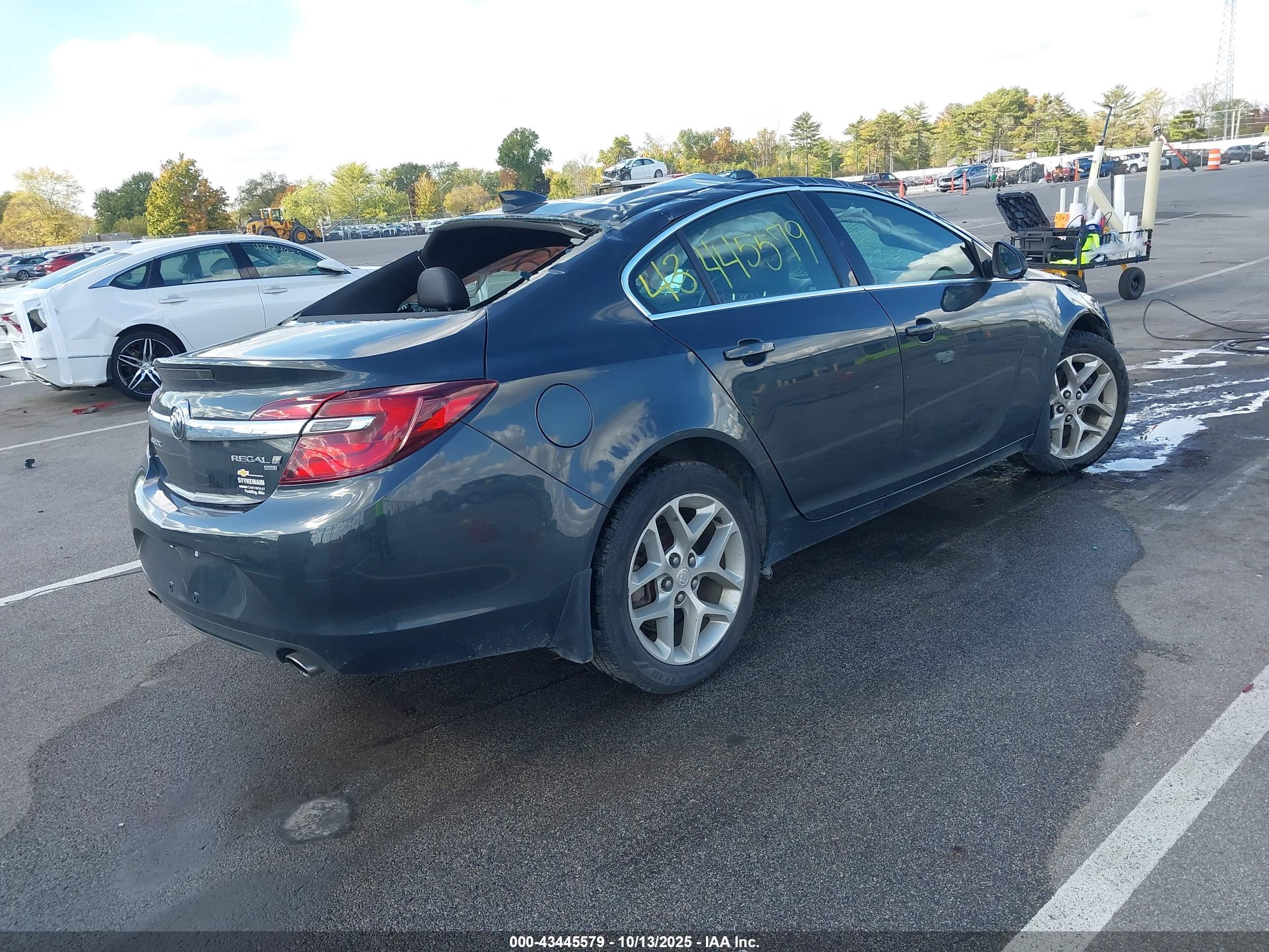 BUICK REGAL image 4