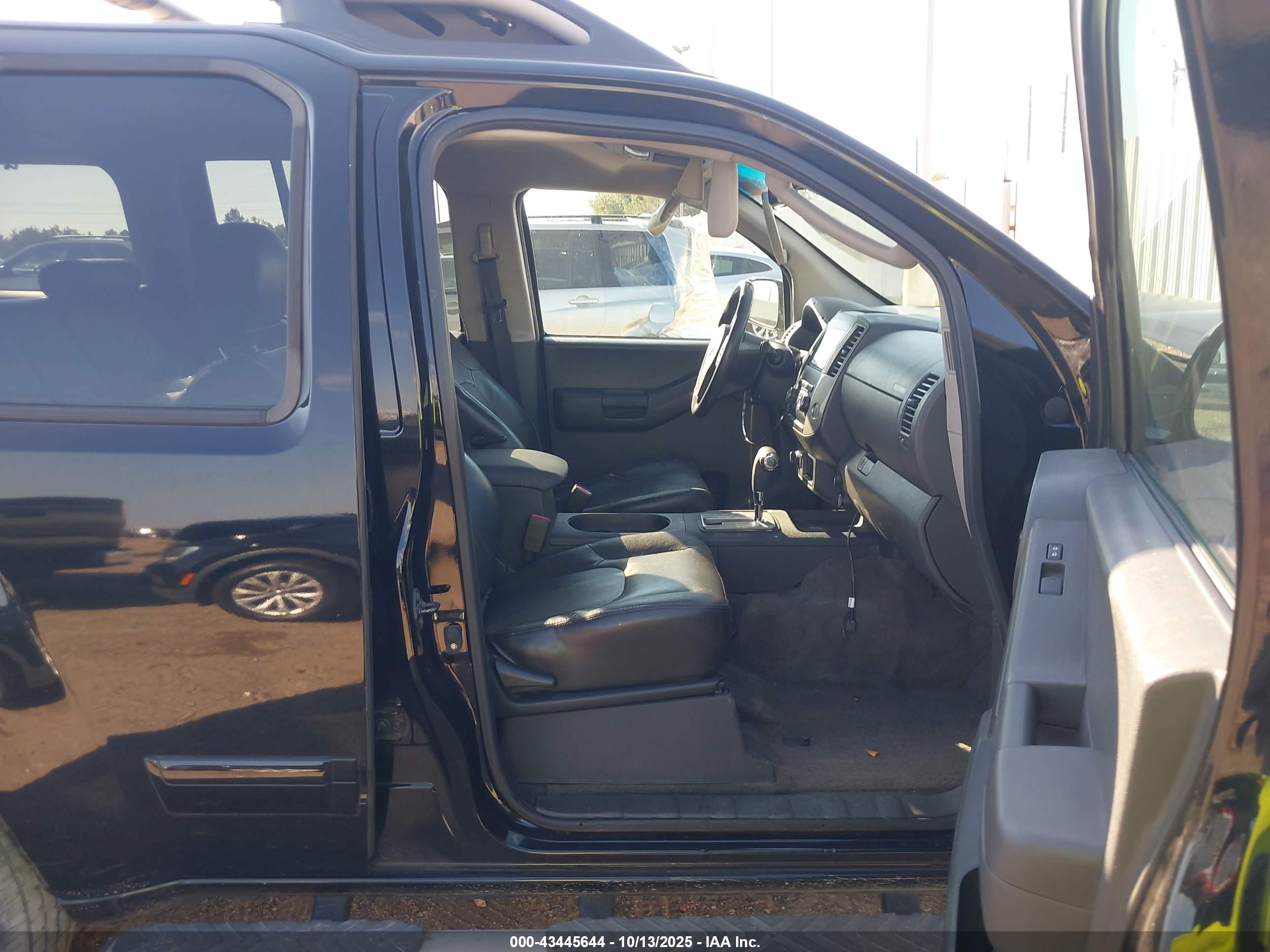 NISSAN XTERRA image 5