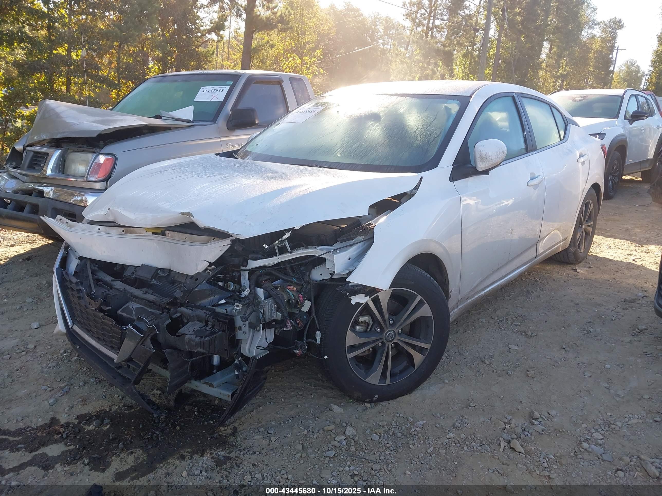 NISSAN SENTRA image 2