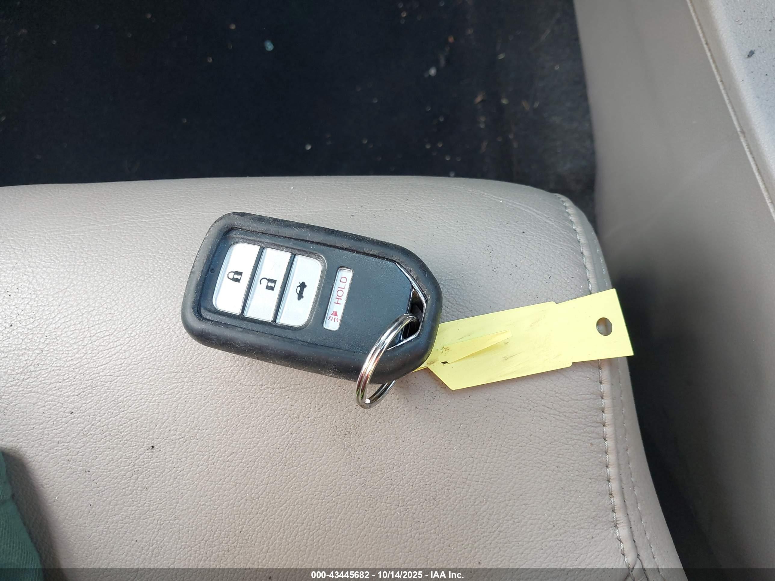 HONDA CIVIC image 11
