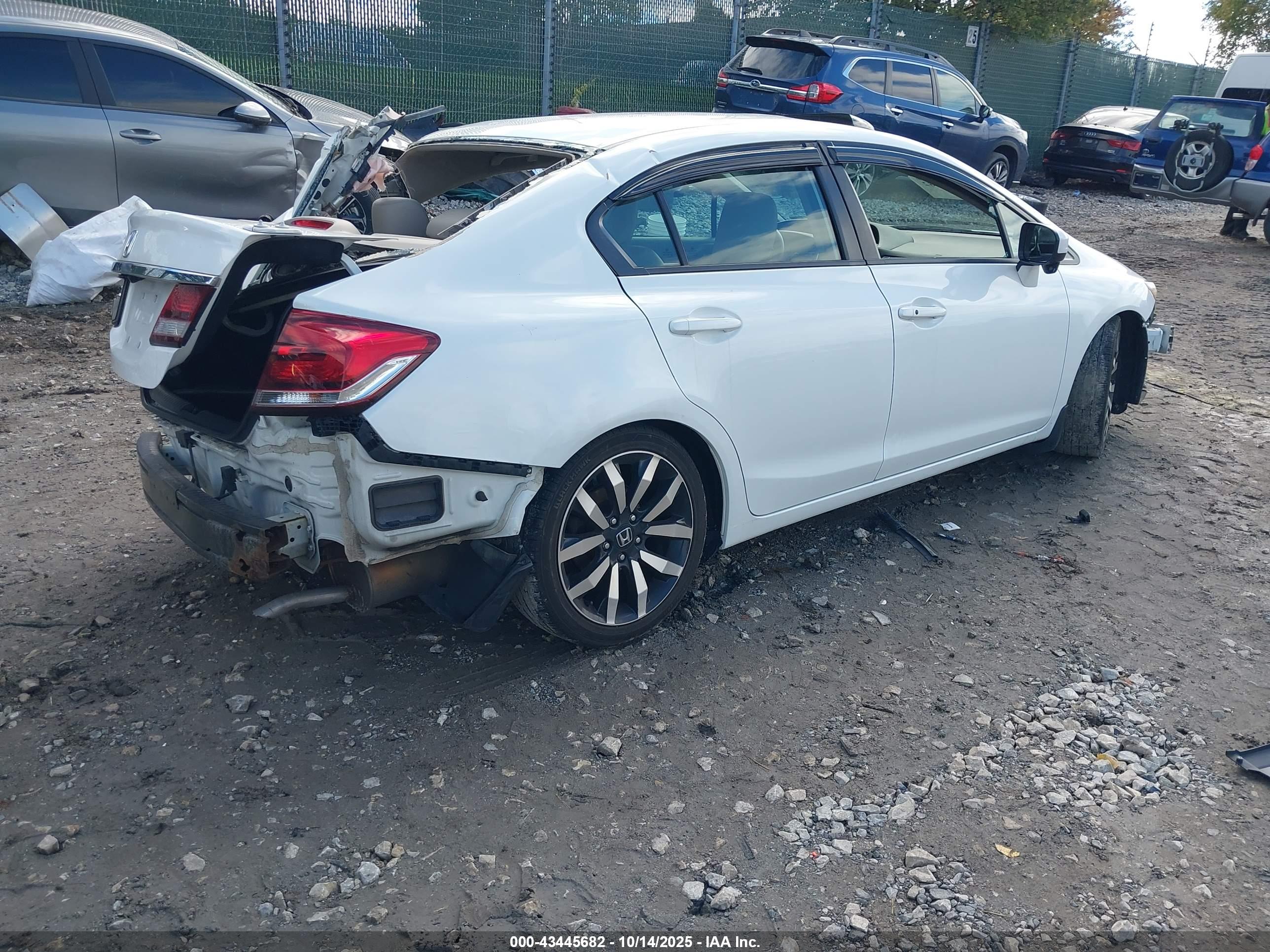 HONDA CIVIC image 4