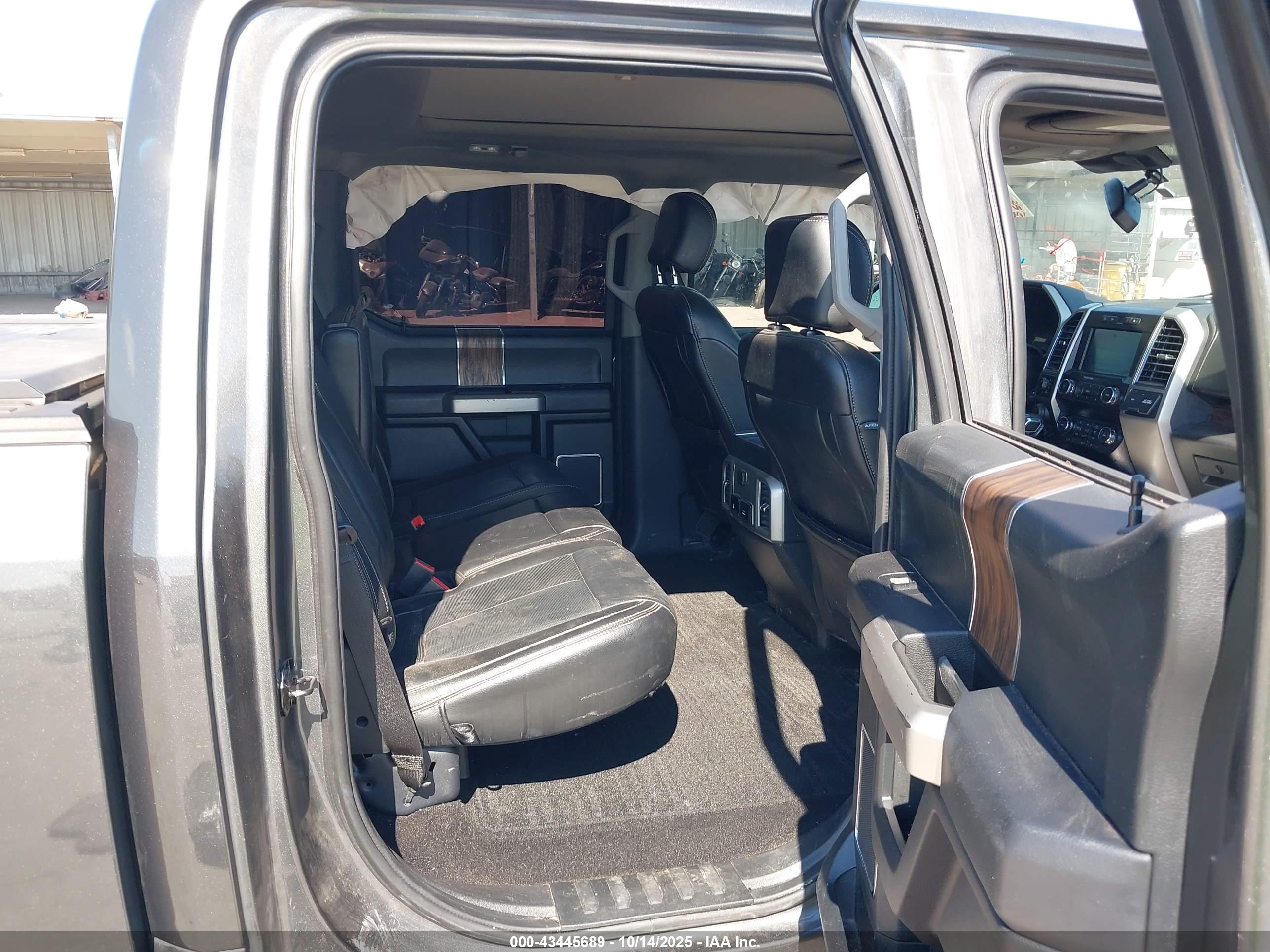 FORD F-150 image 8