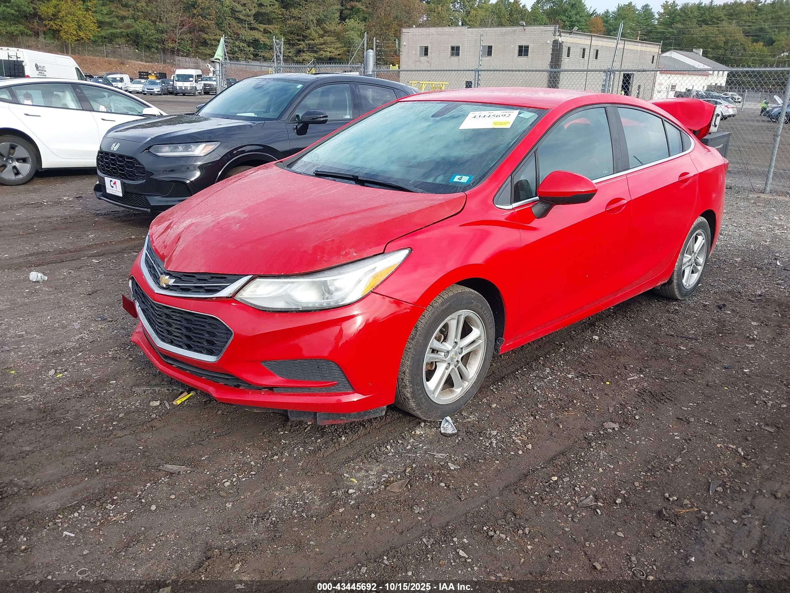 CHEVROLET CRUZE image 2