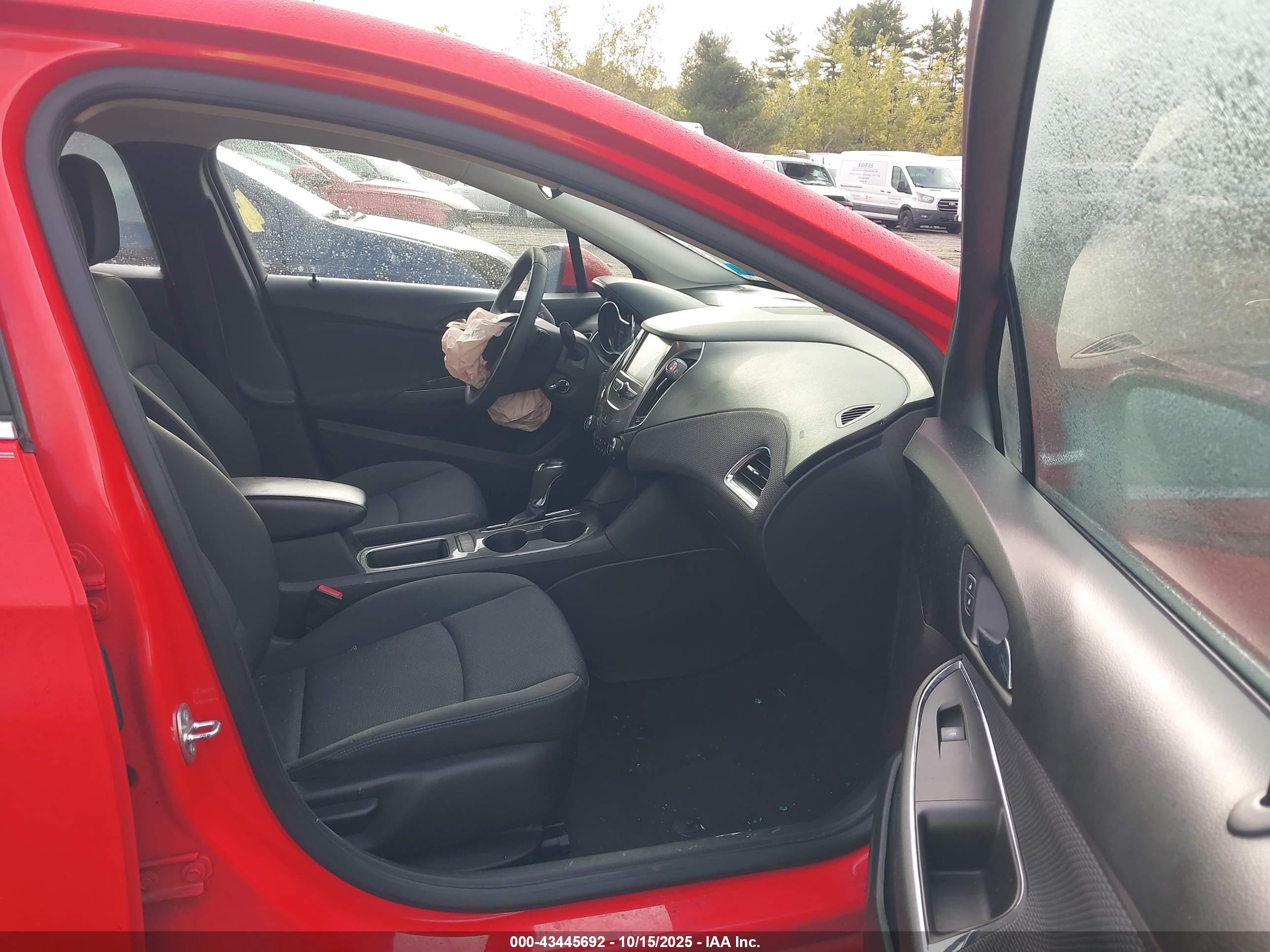 CHEVROLET CRUZE image 5