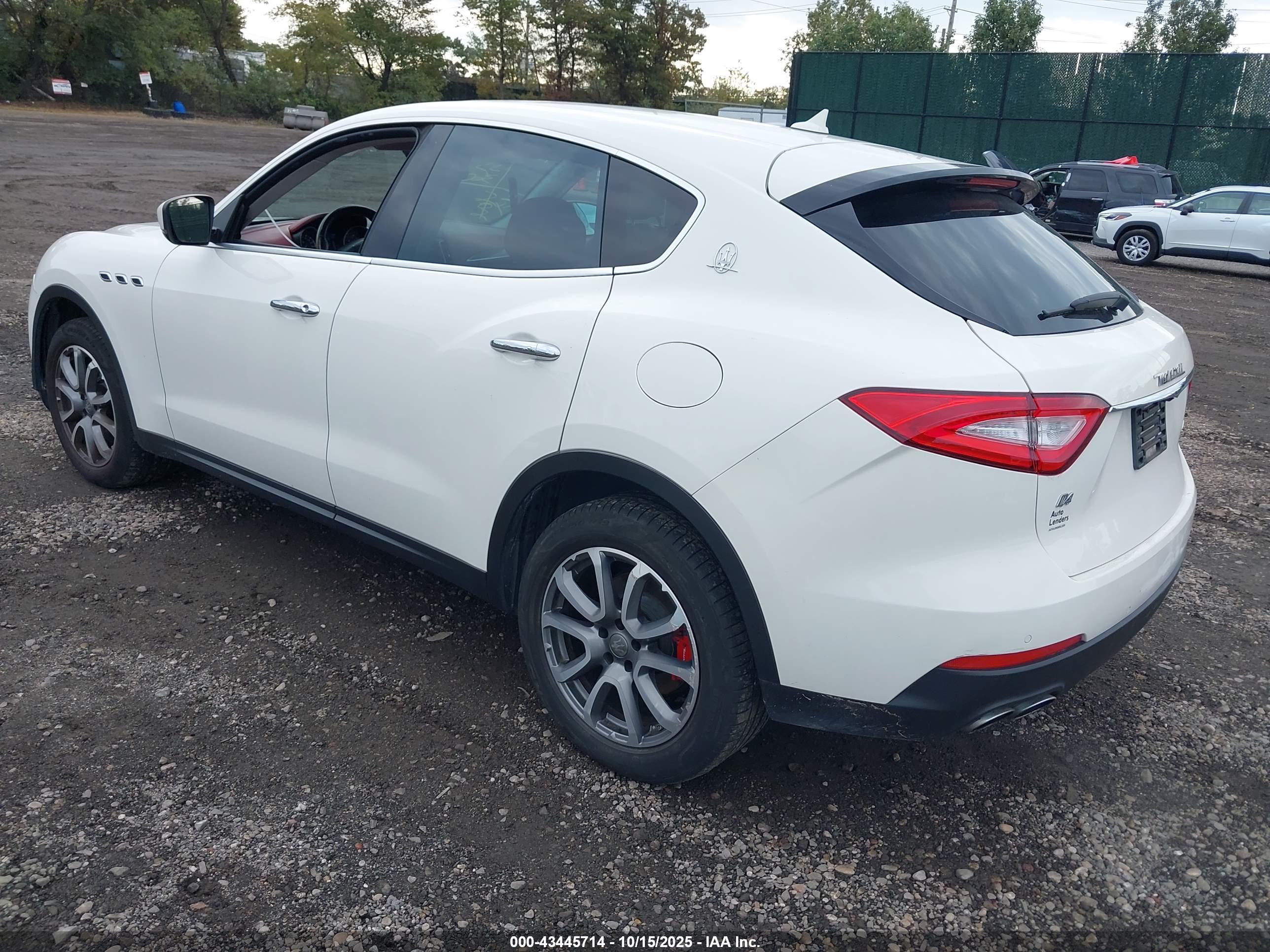 MASERATI LEVANTE image 3