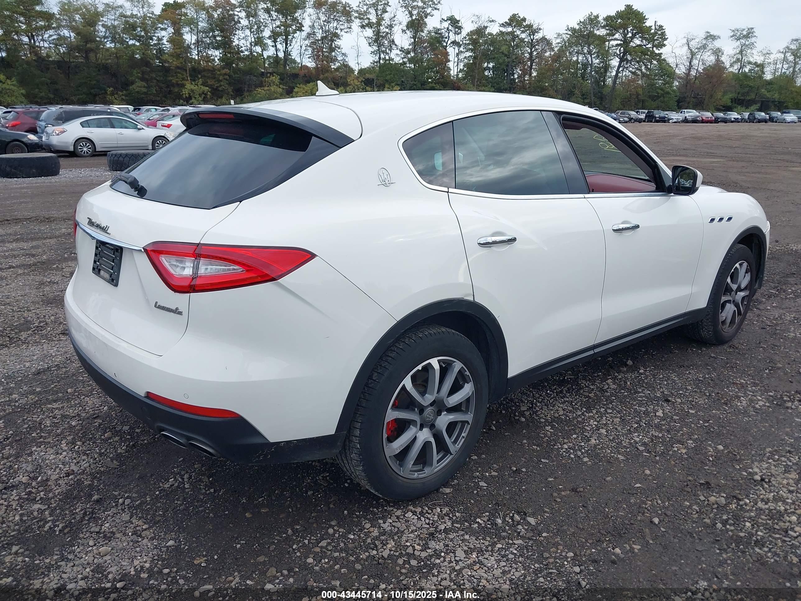 MASERATI LEVANTE image 4