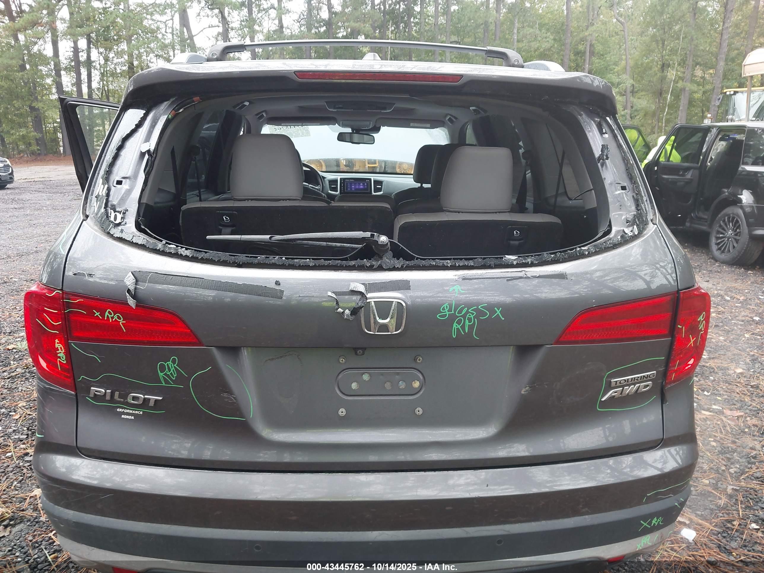 HONDA PILOT image 6