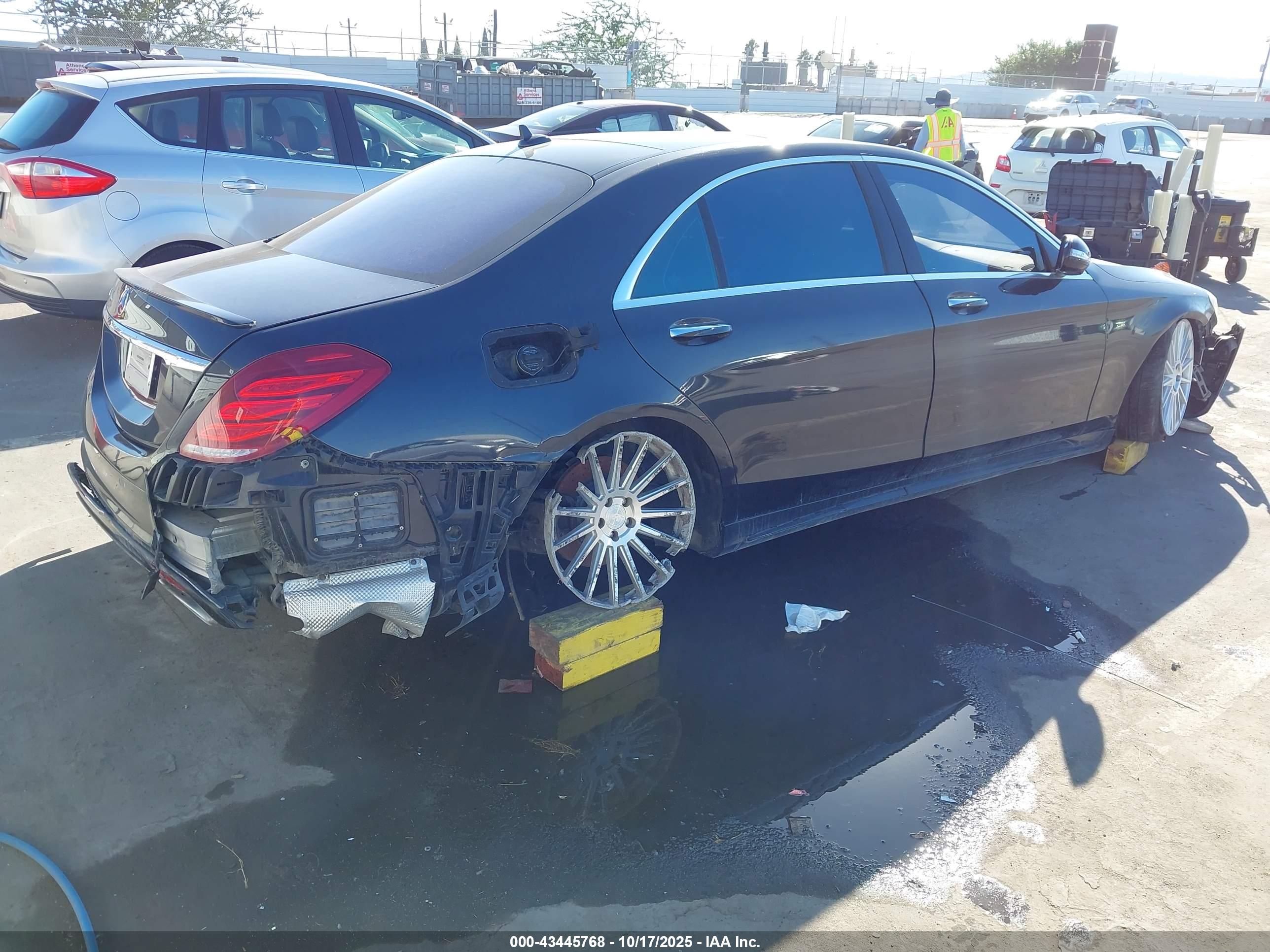 MERCEDES-BENZ S image 4
