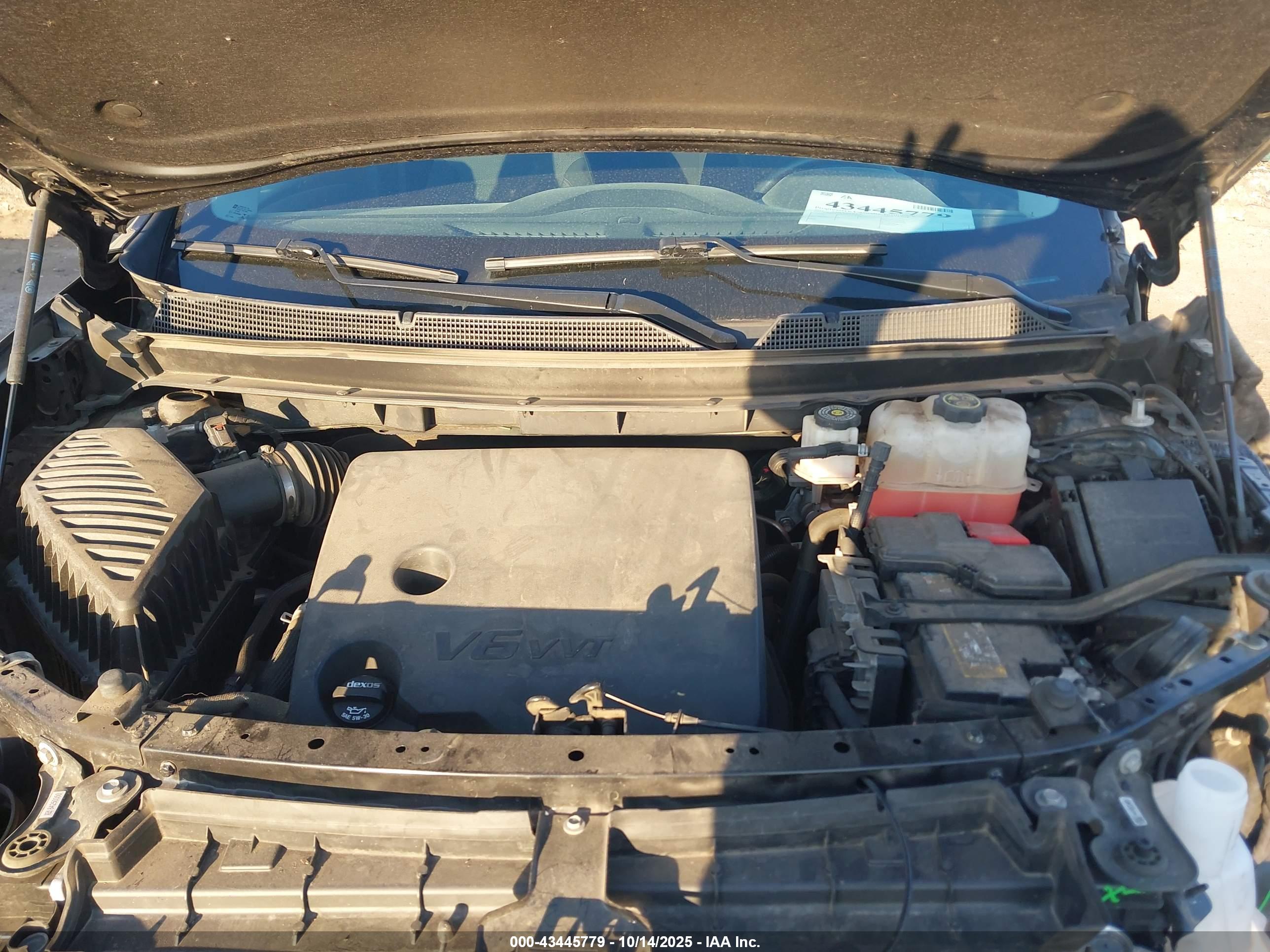 CHEVROLET TRAVERSE image 10