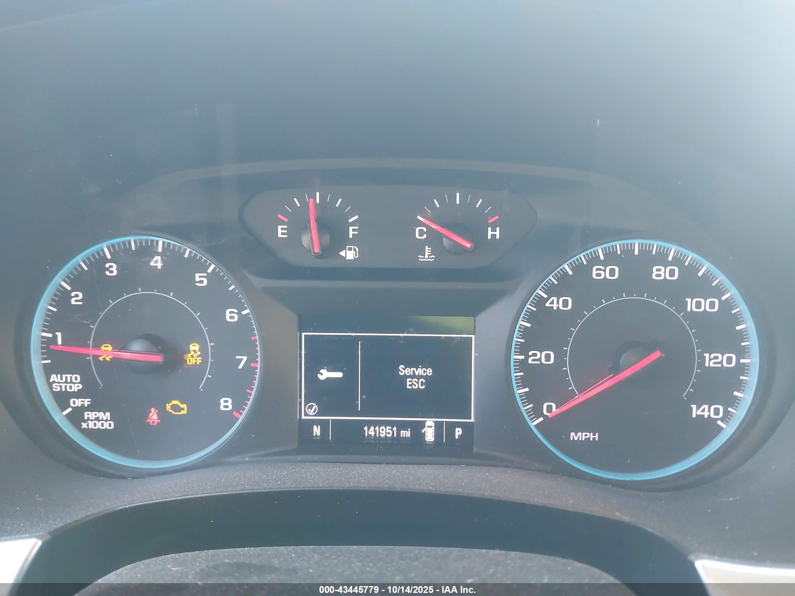CHEVROLET TRAVERSE image 7