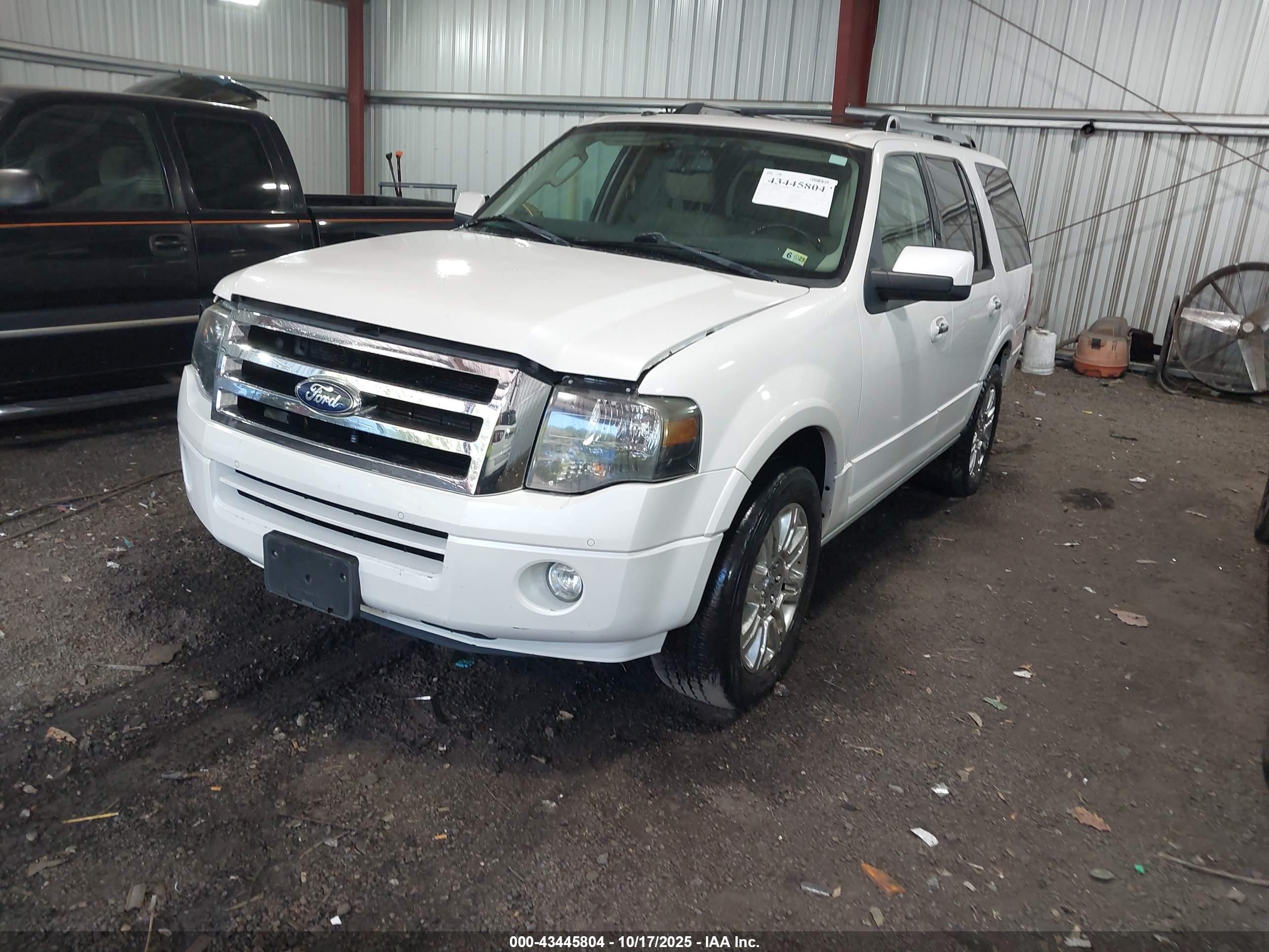 FORD EXPEDITION image 2