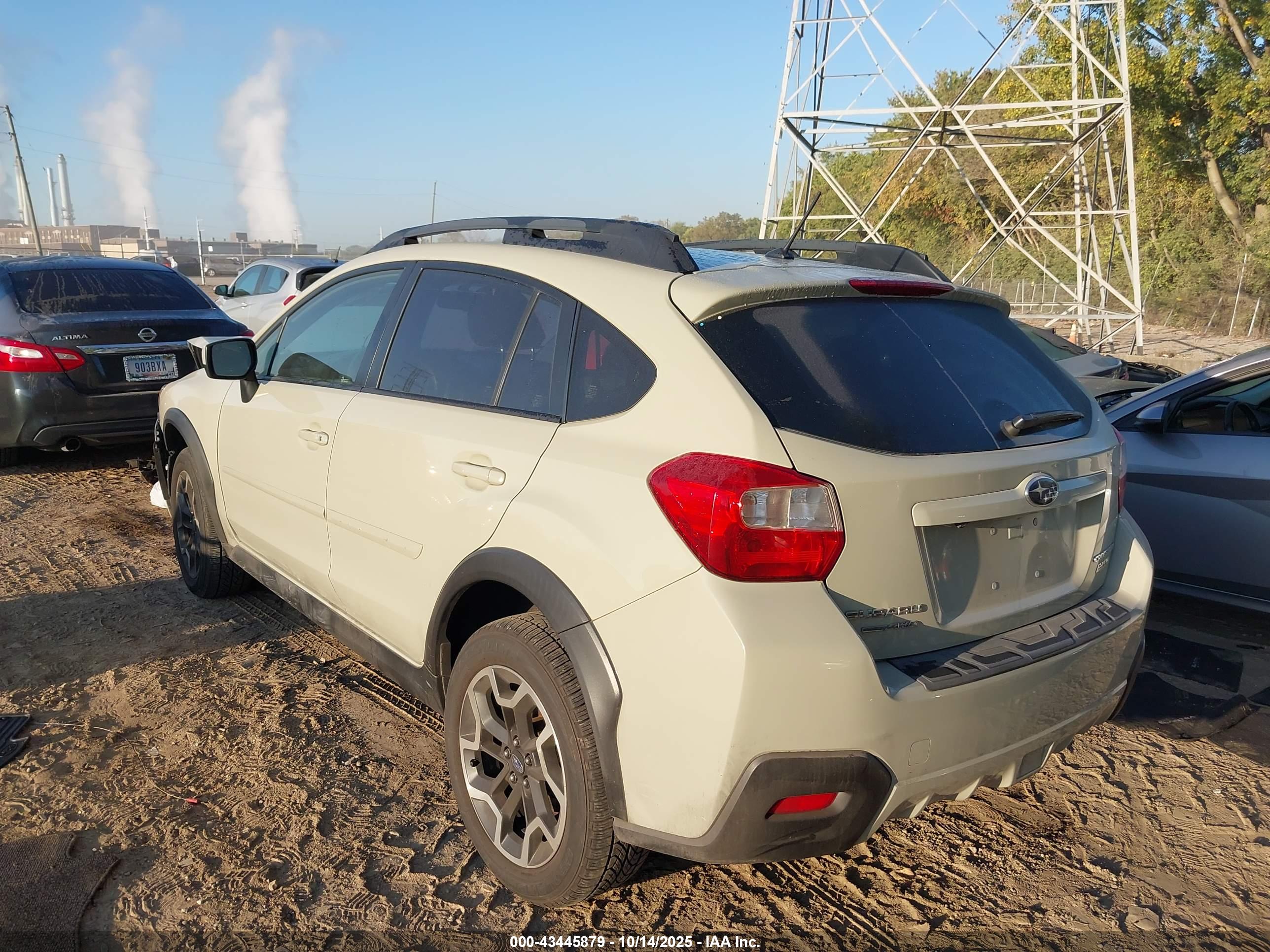 SUBARU CROSSTREK image 3
