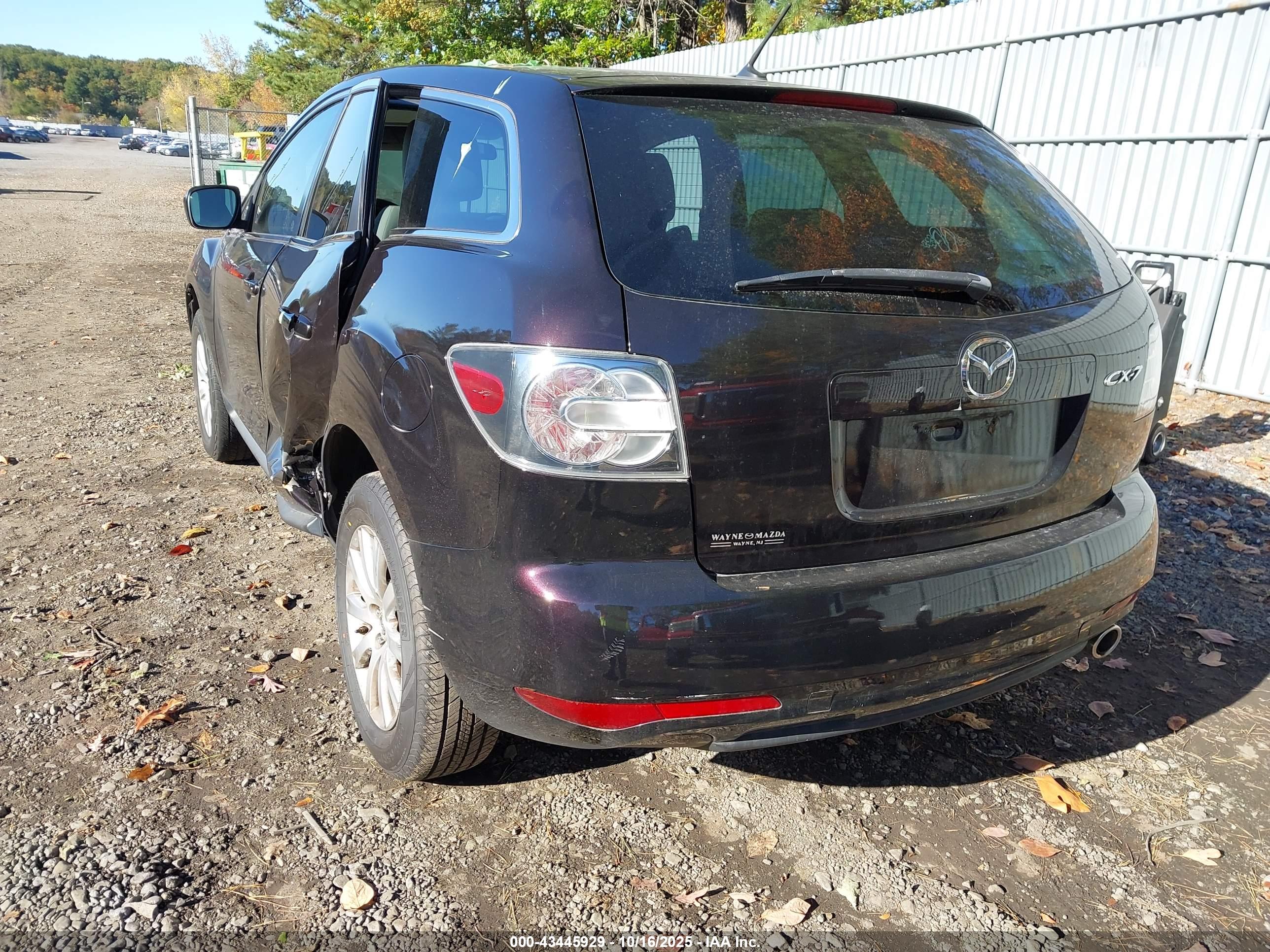 MAZDA CX-7 image 3