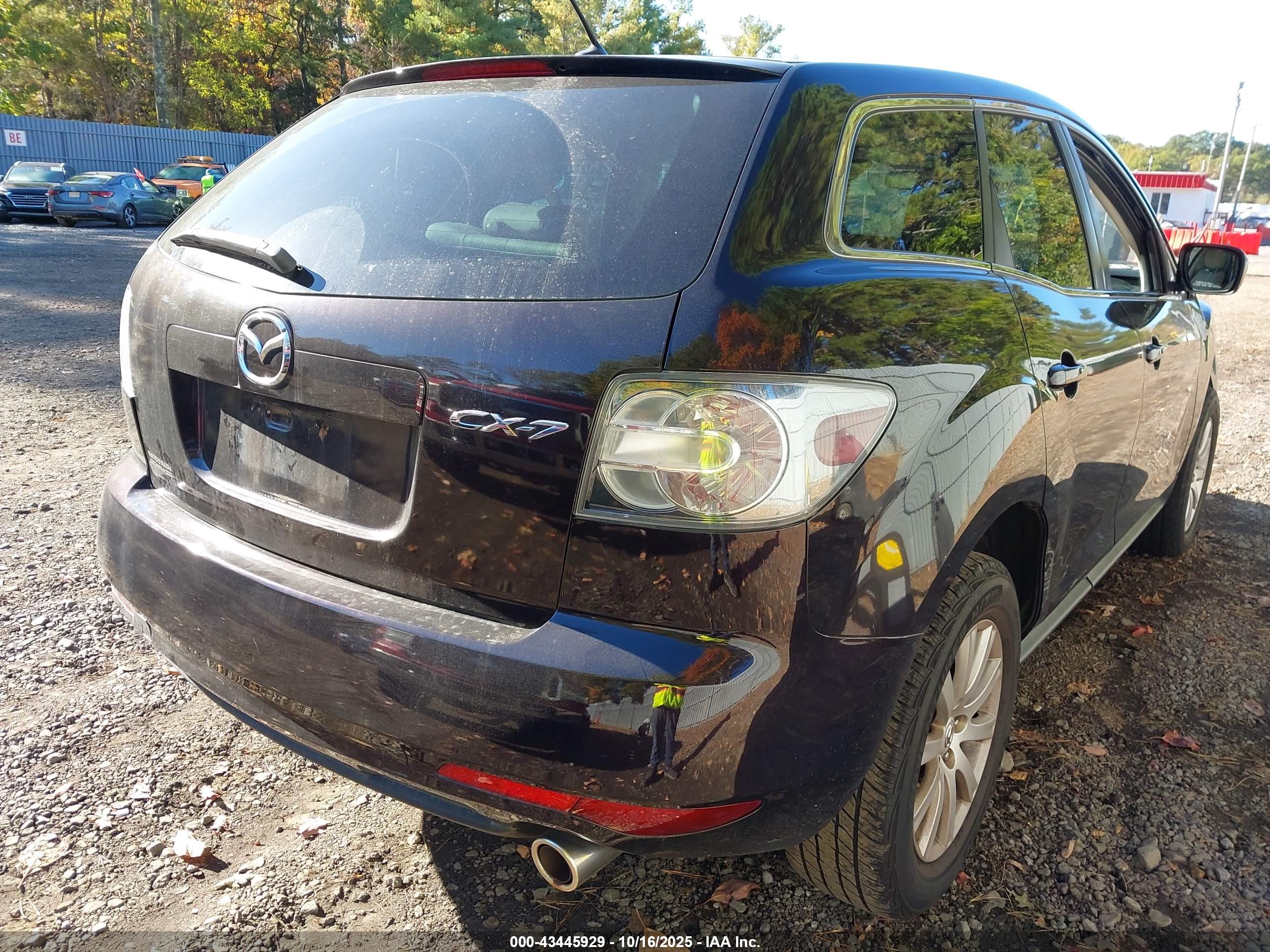 MAZDA CX-7 image 4