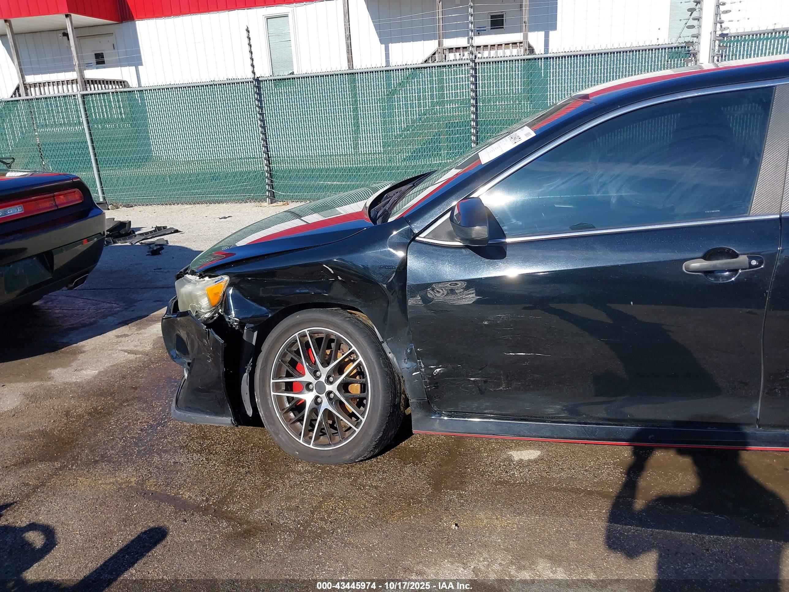 TOYOTA CAMRY image 6