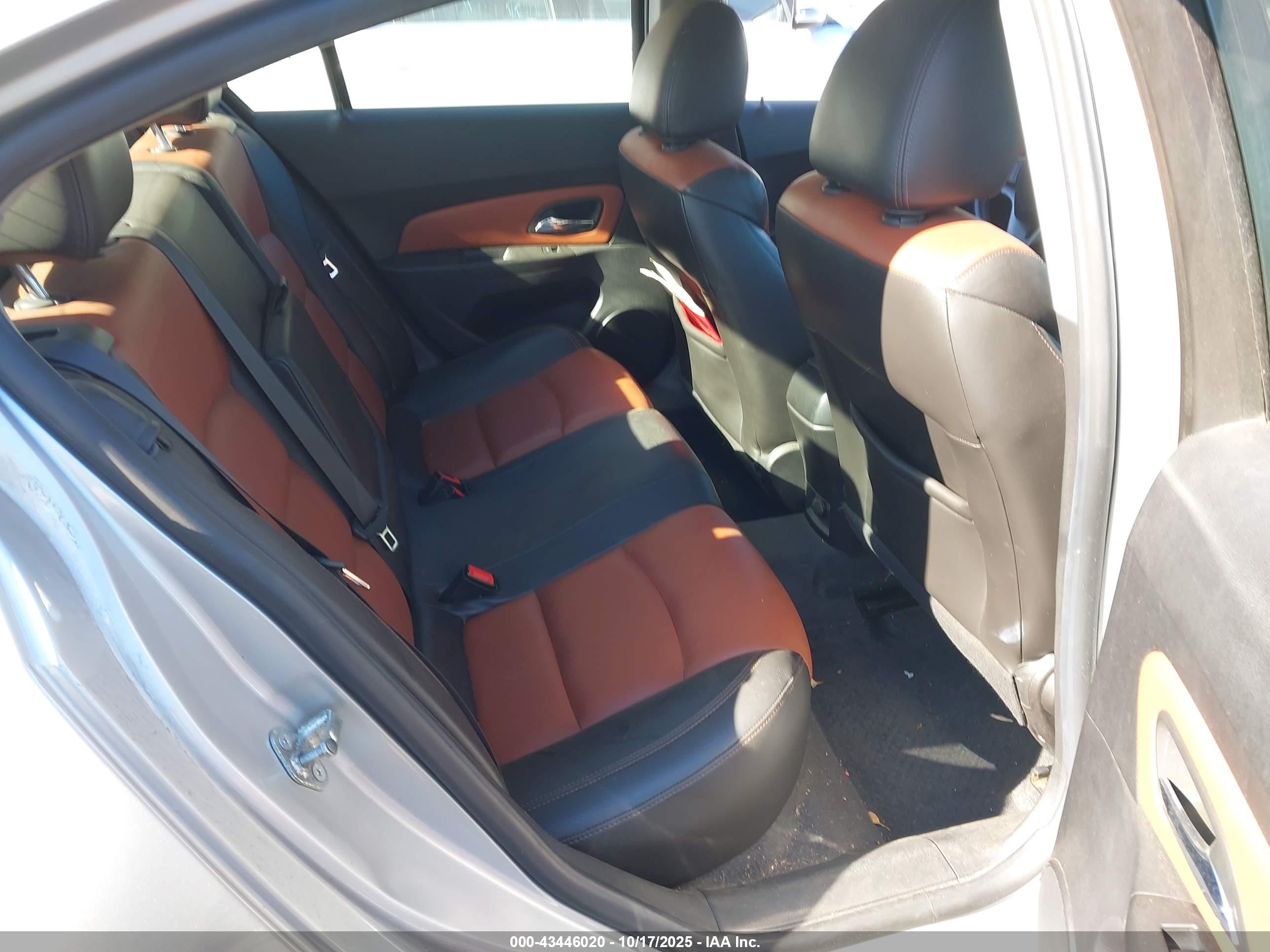 CHEVROLET CRUZE image 8