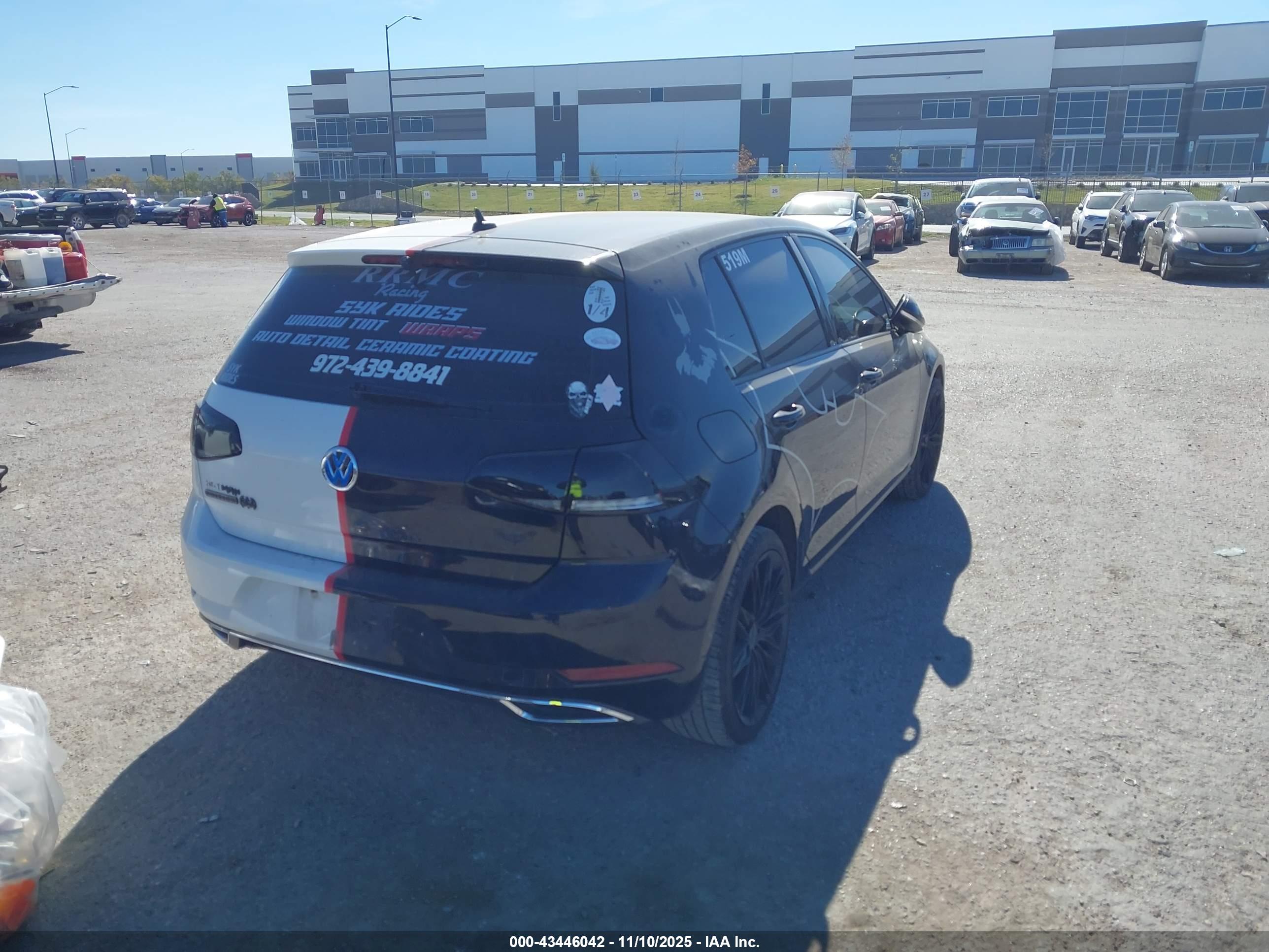 VOLKSWAGEN GOLF image 4