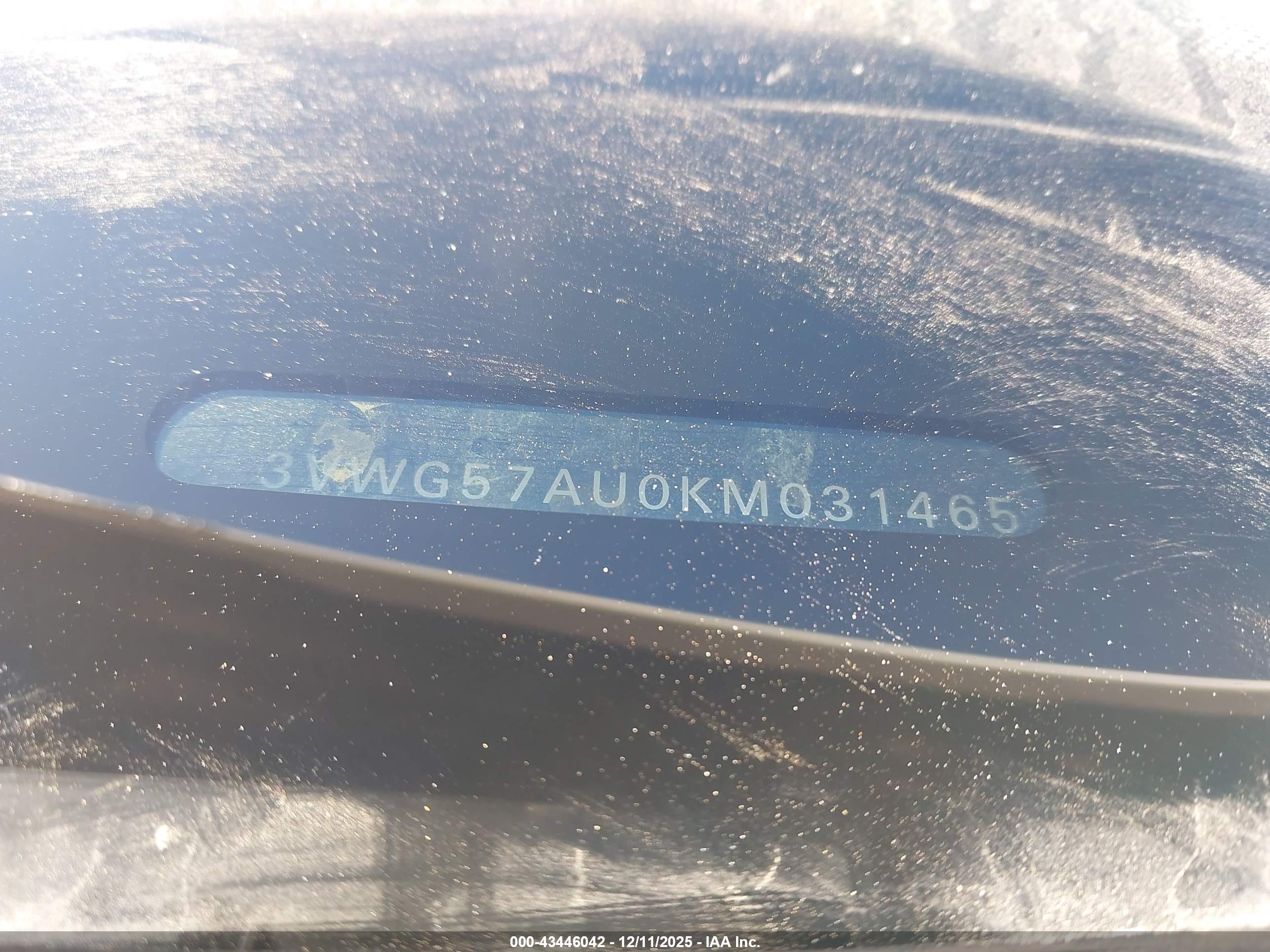 VOLKSWAGEN GOLF image 9