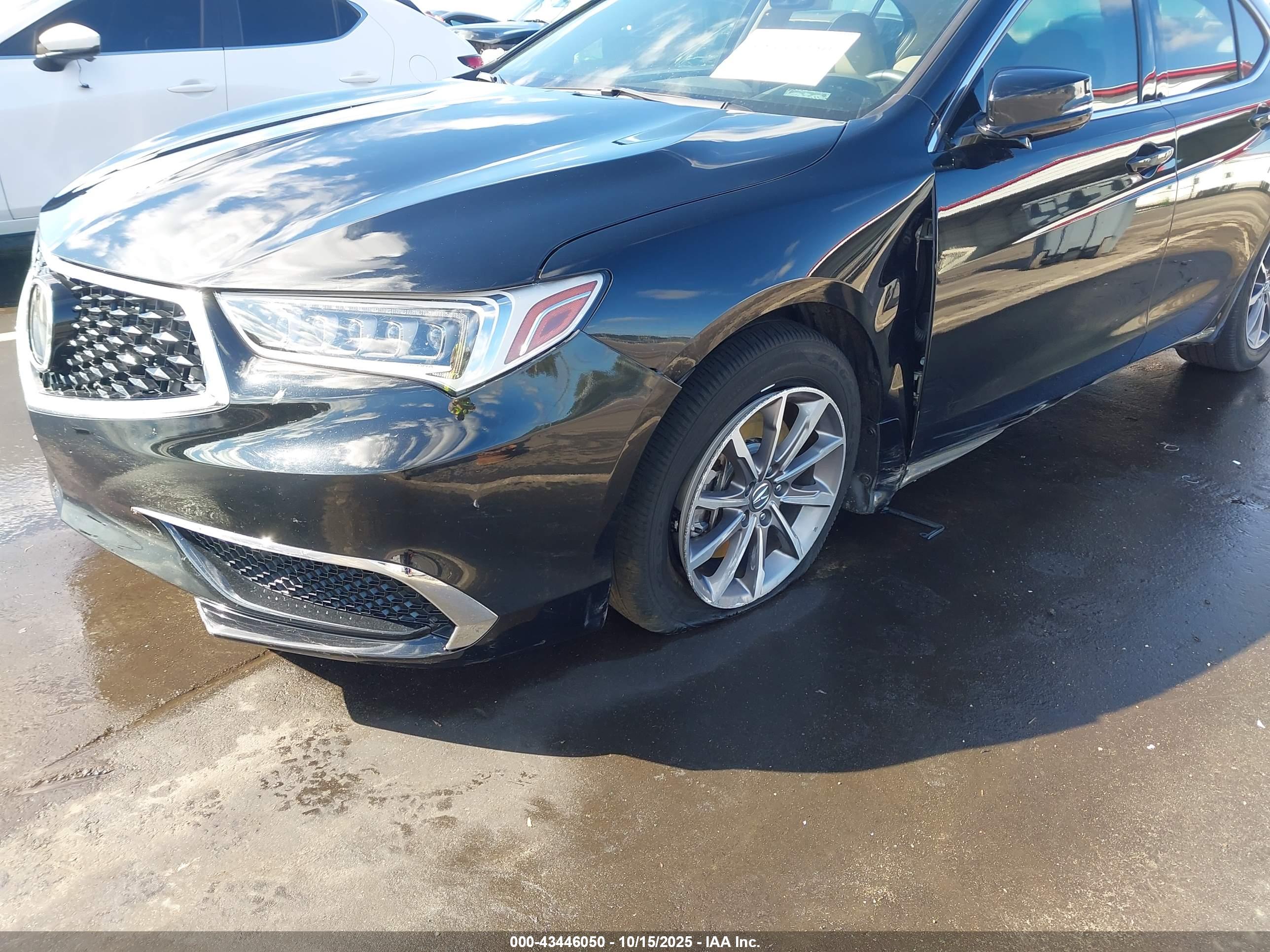 ACURA TLX image 6