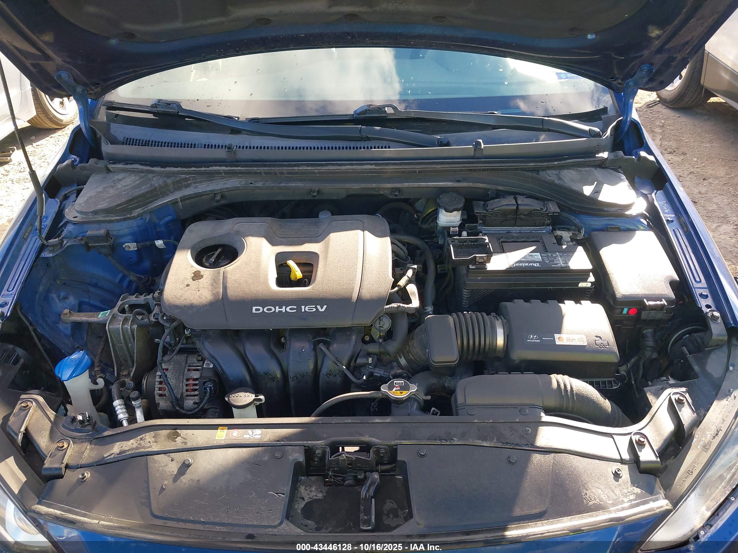 HYUNDAI ELANTRA image 10