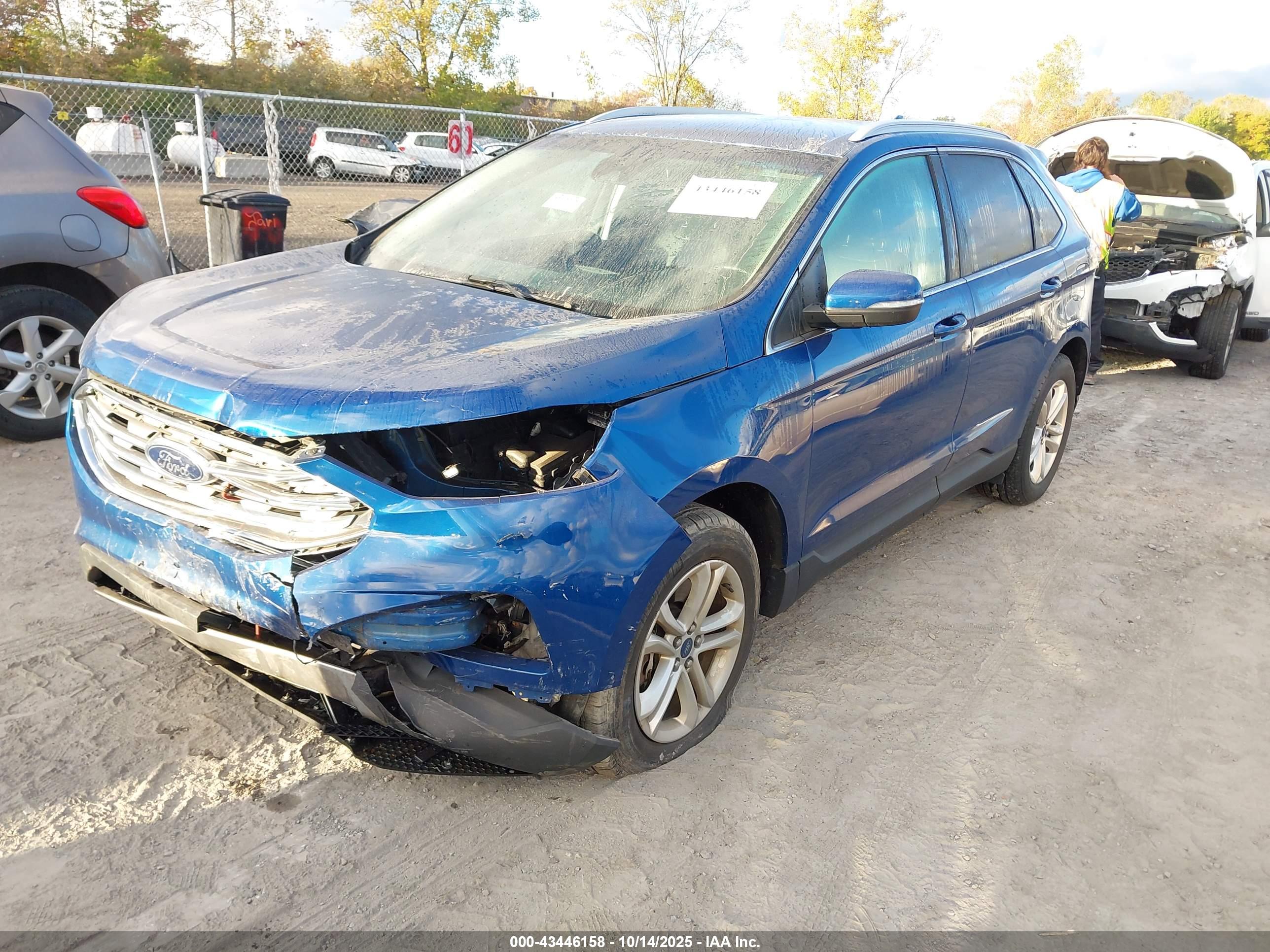 FORD EDGE image 2