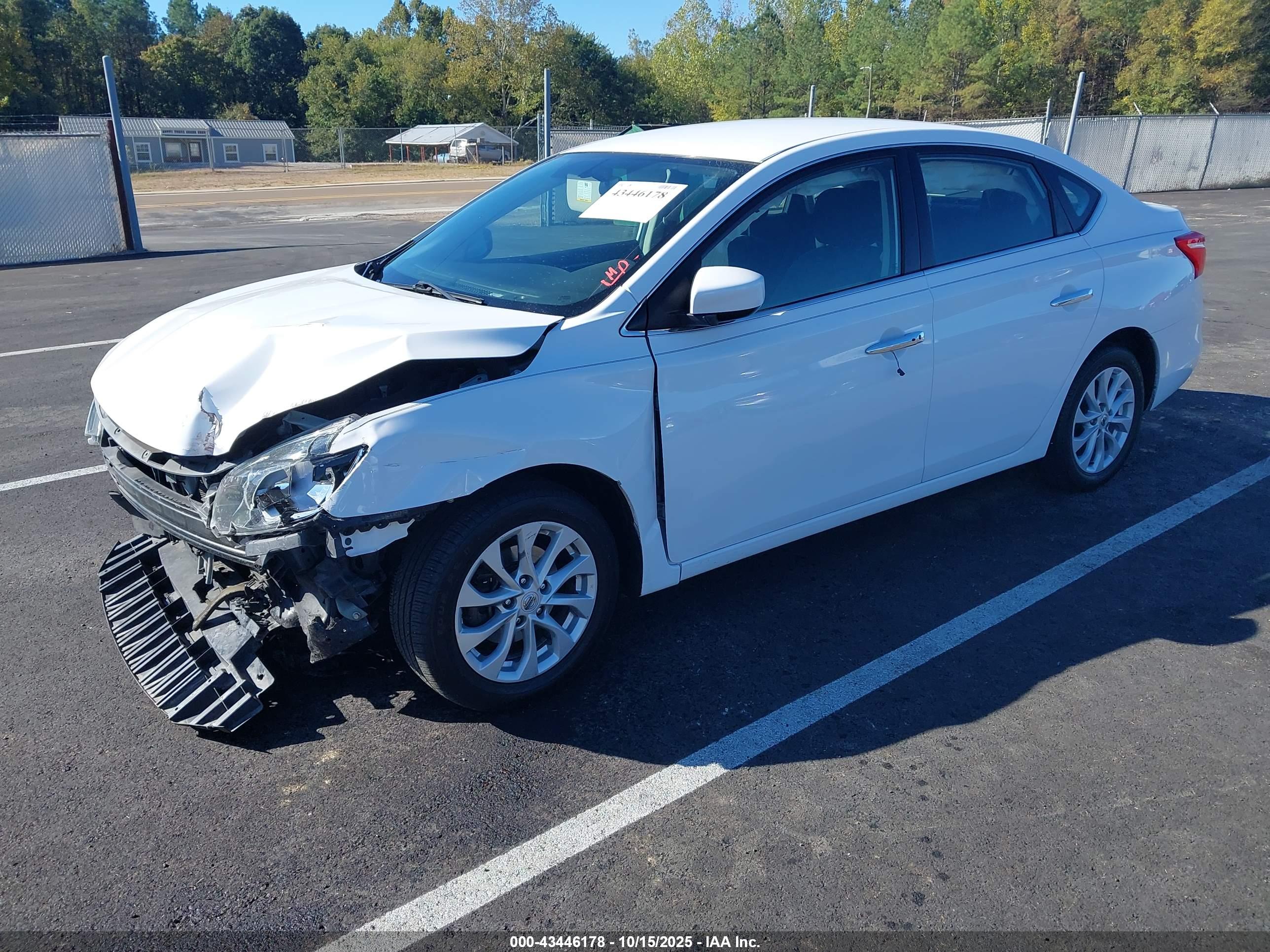 NISSAN SENTRA image 2