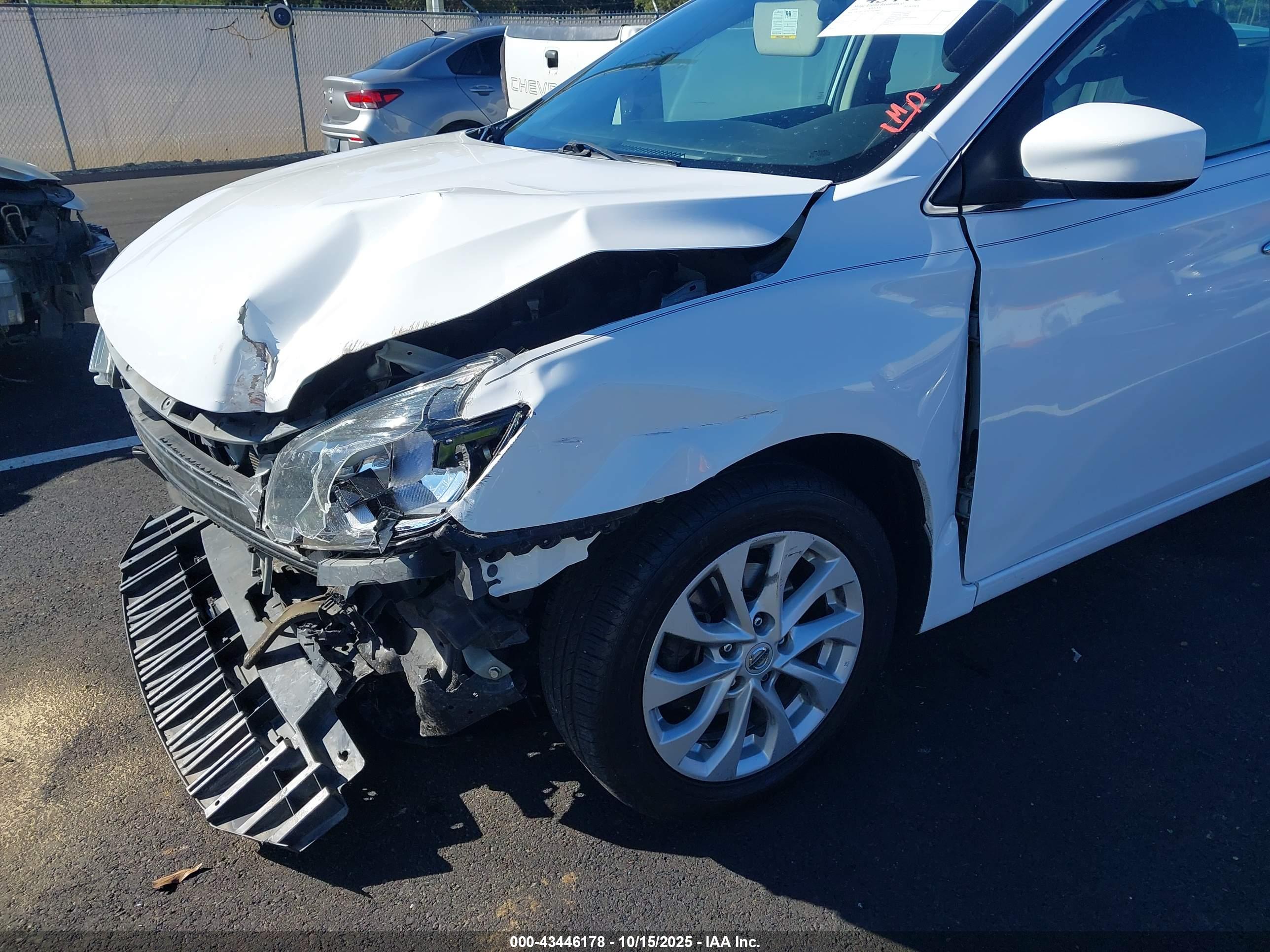 NISSAN SENTRA image 6